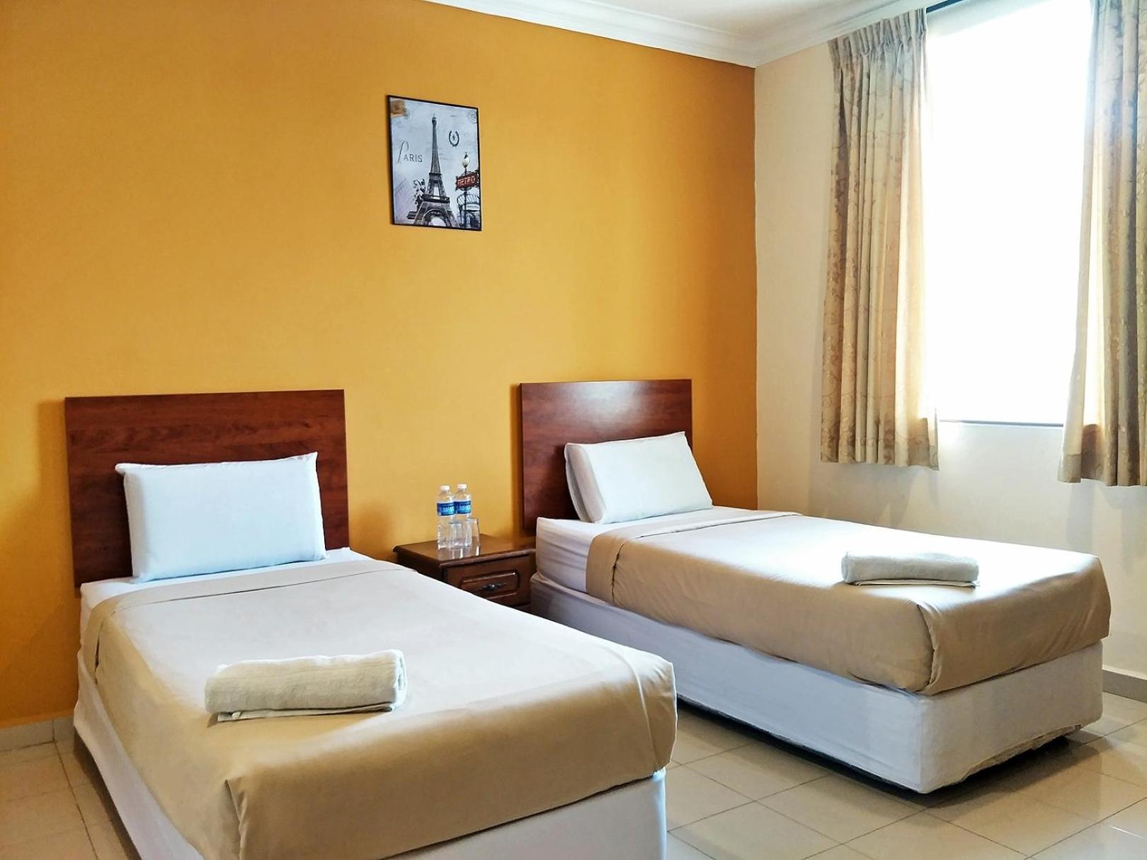 Large Twin Room