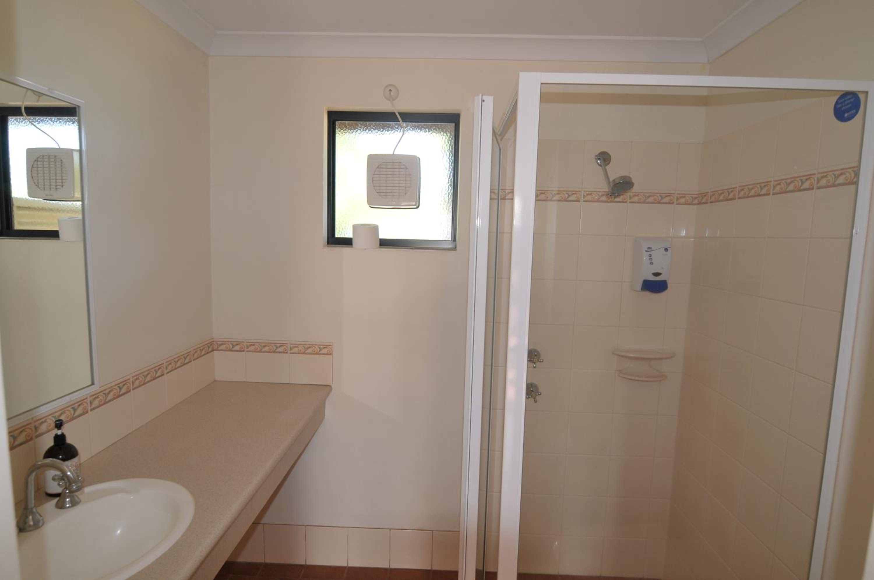 Standard Double Room photo 2