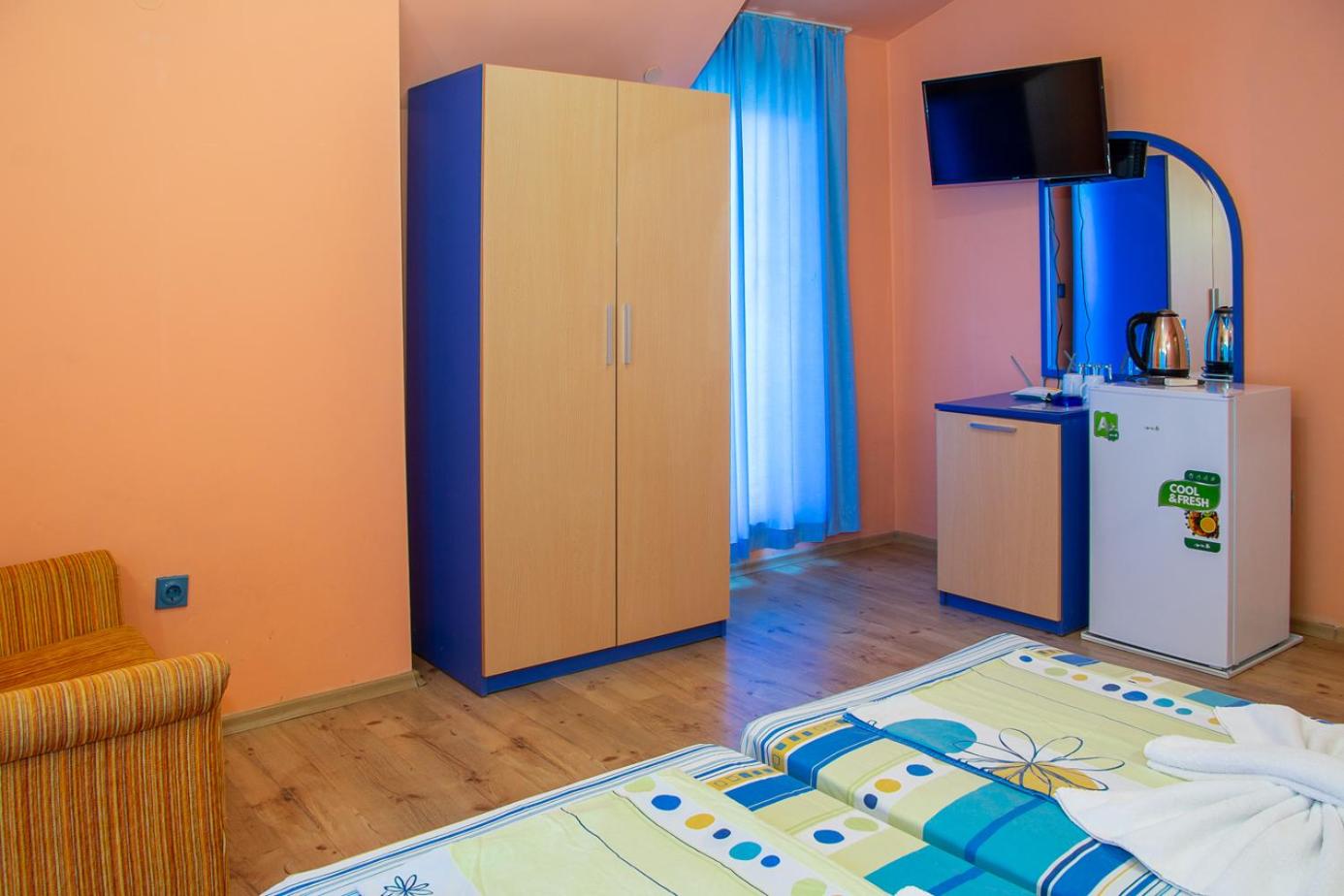 Deluxe Triple Room photo 3