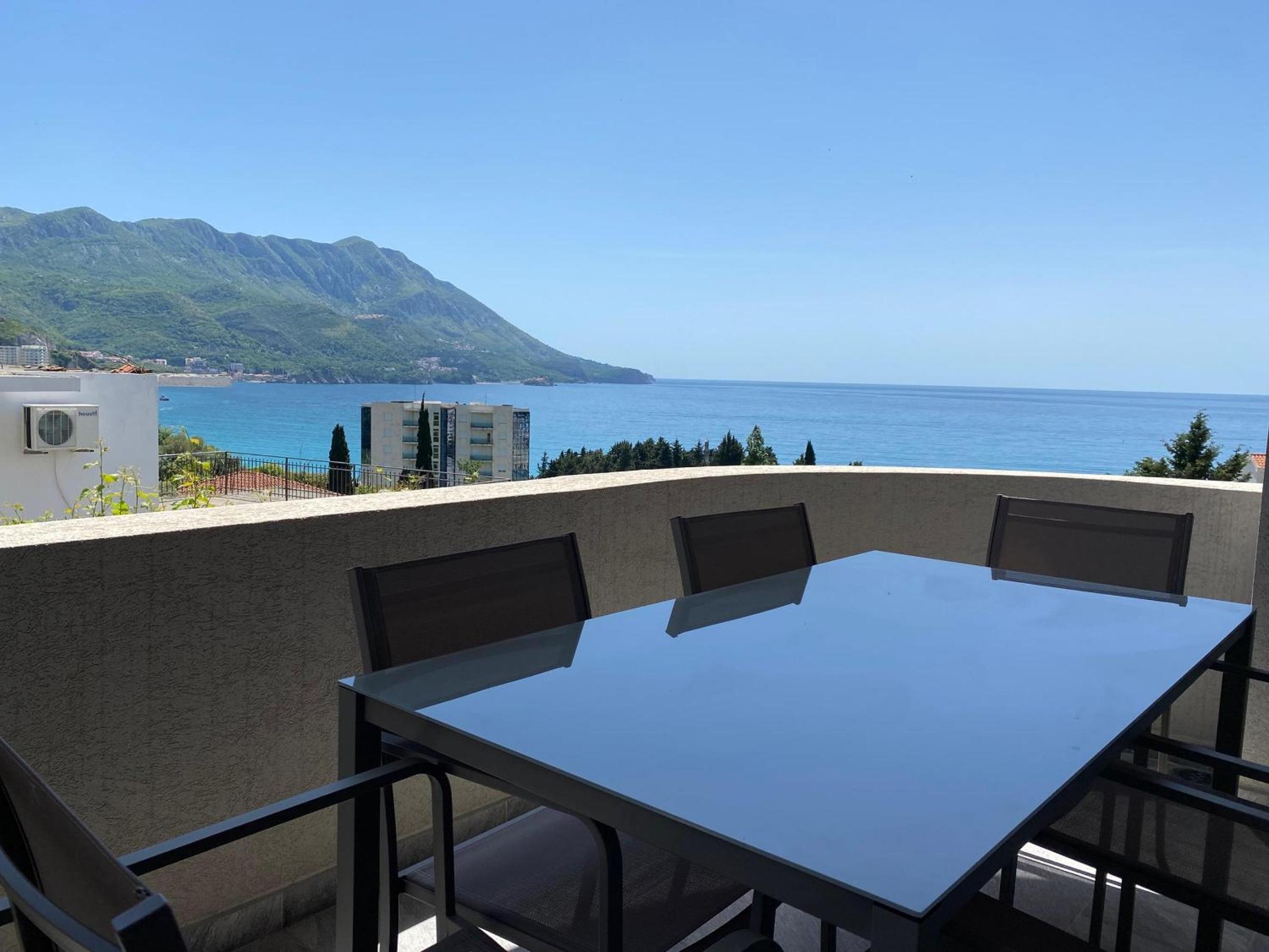 Apartment with Sea View photo 1