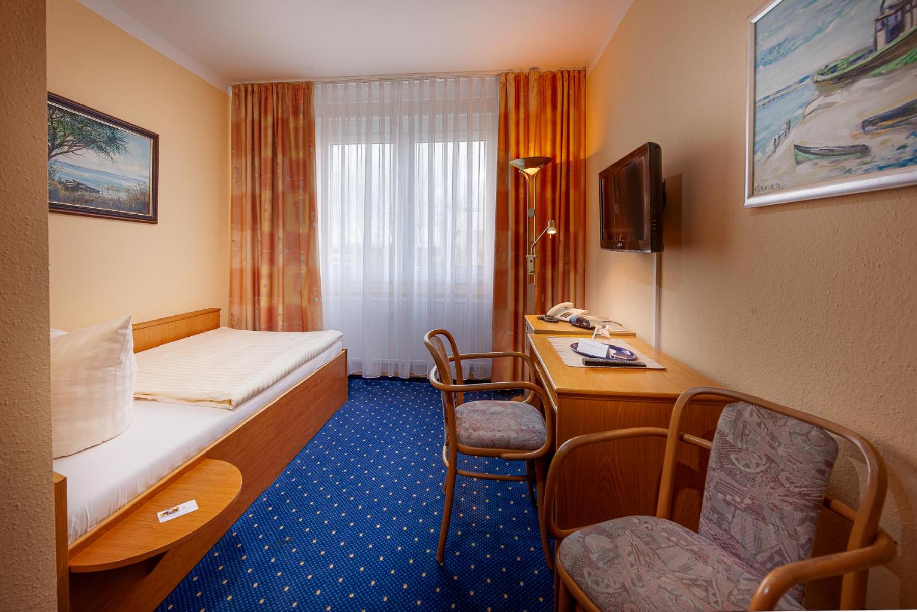 Single Room photo 3