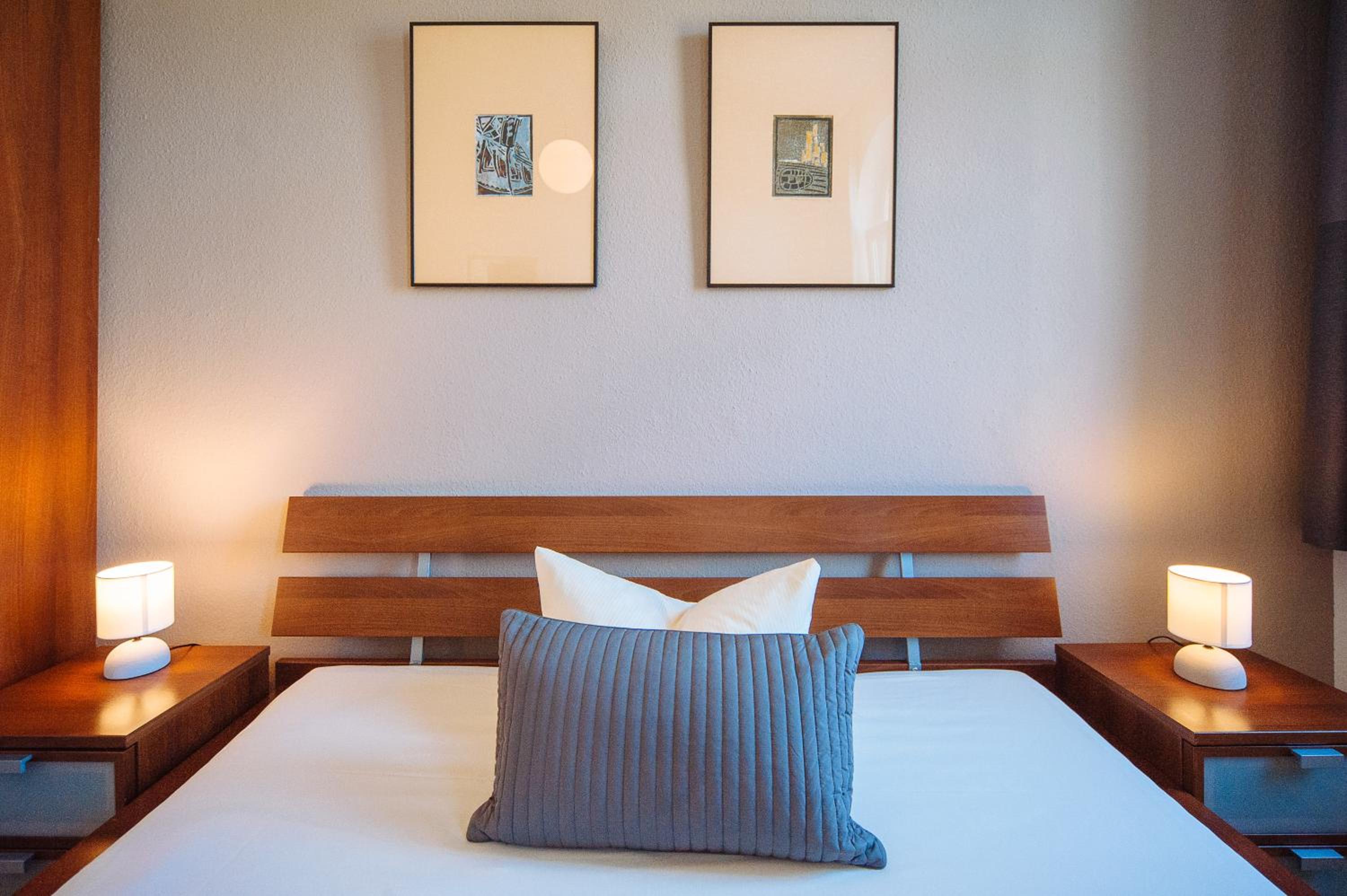 Double Room with Private External Bathroom - Photo 8