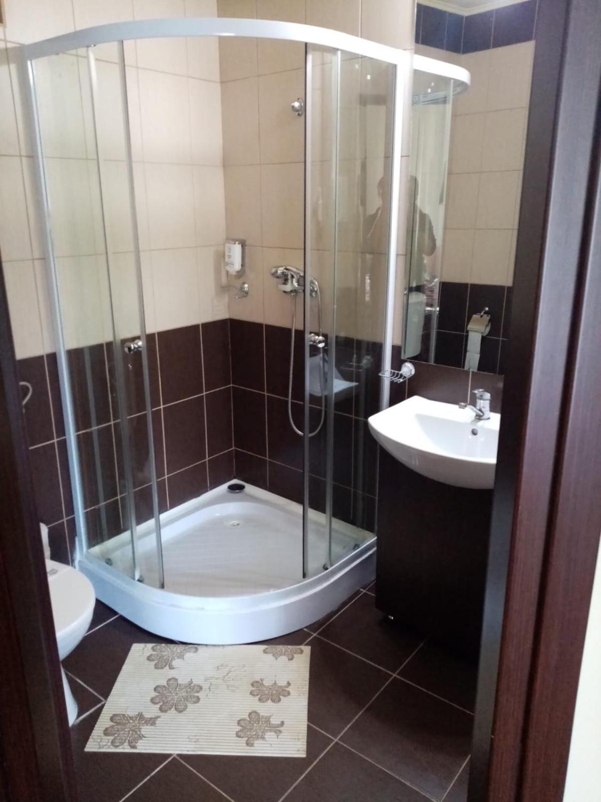 Standard Double or Twin Room photo 2