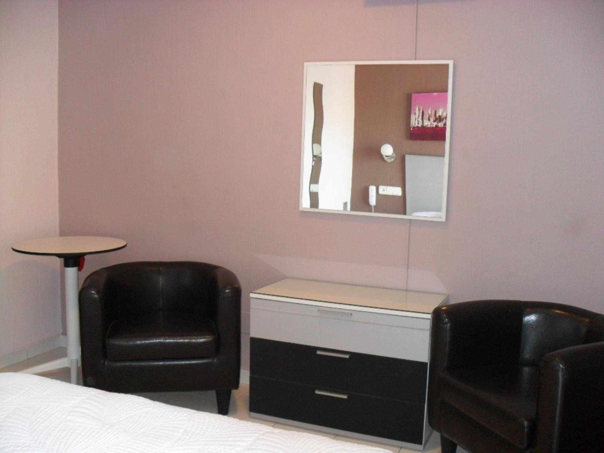 Double Room - Photo 37