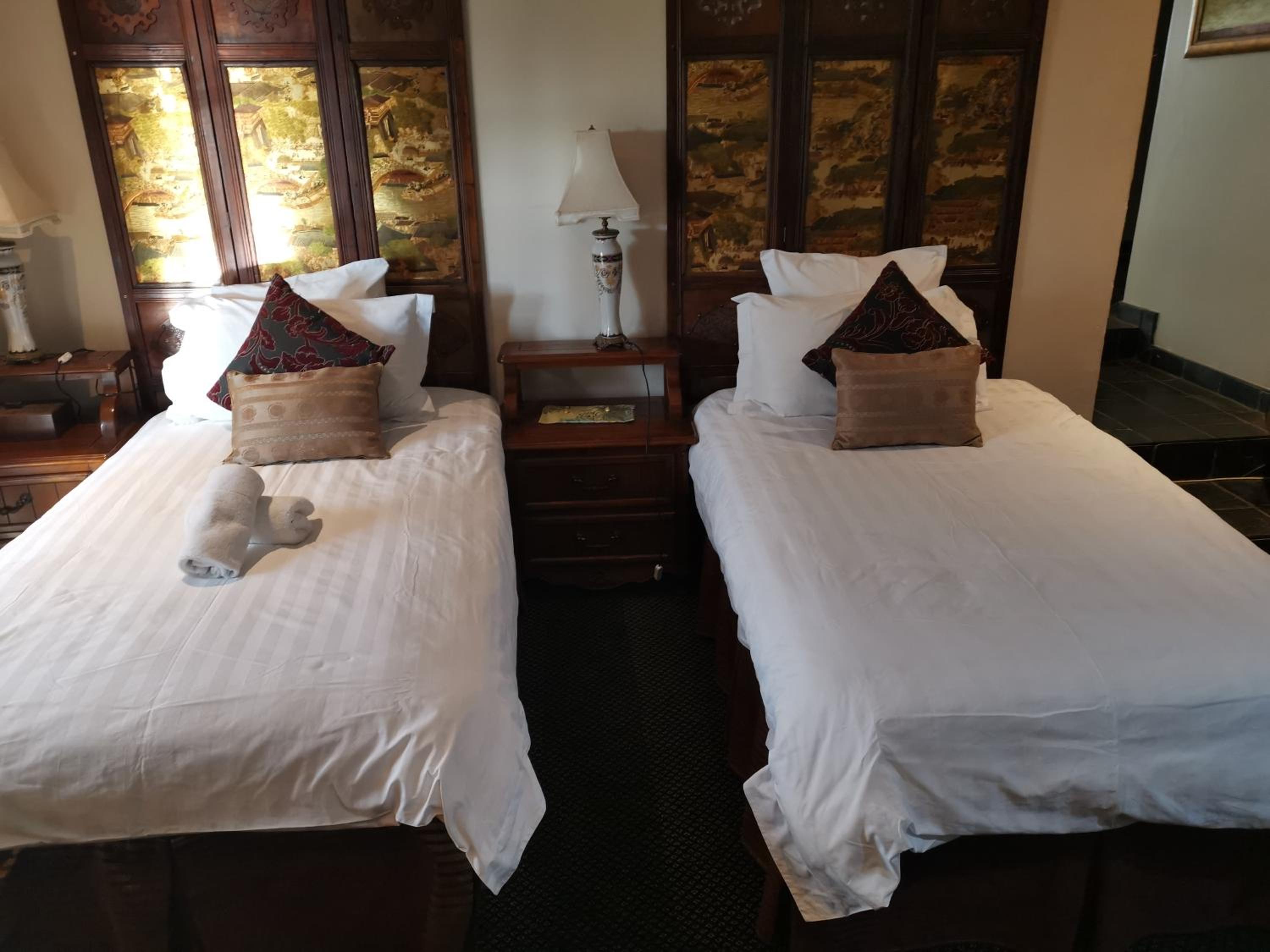 Deluxe Double or Twin Room with Balcony - Photo 1