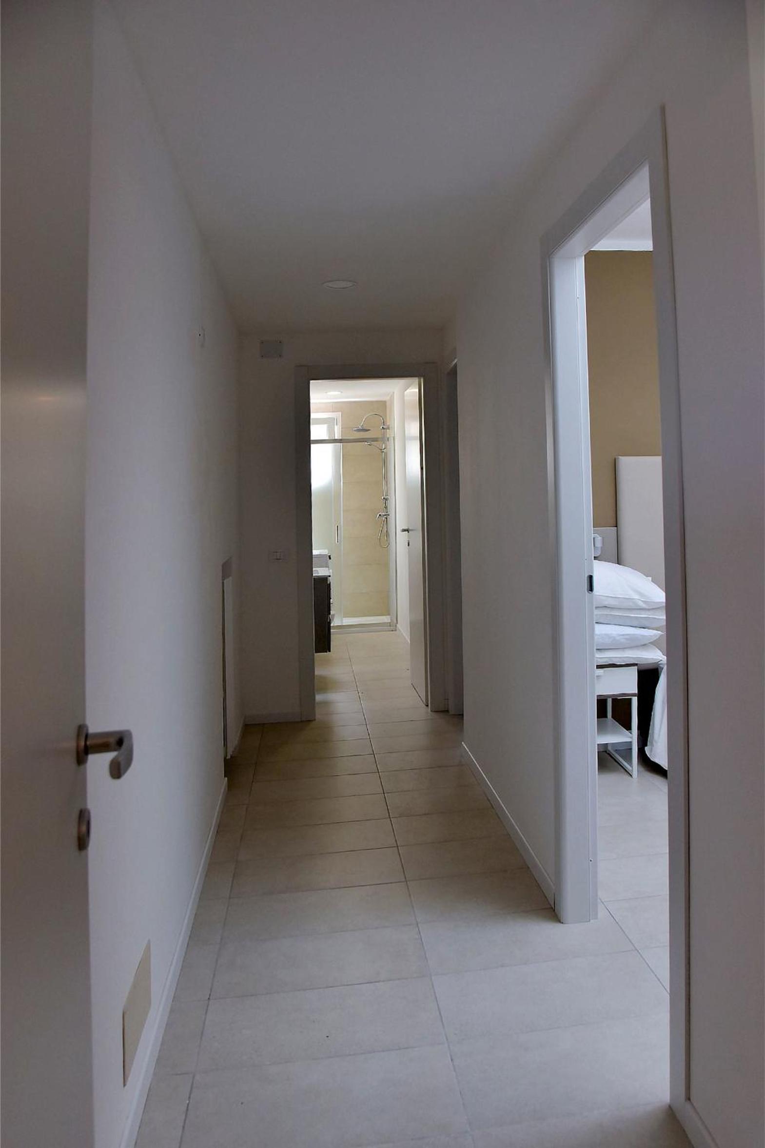 Two-Bedroom Apartment - Lotus - Photo 5