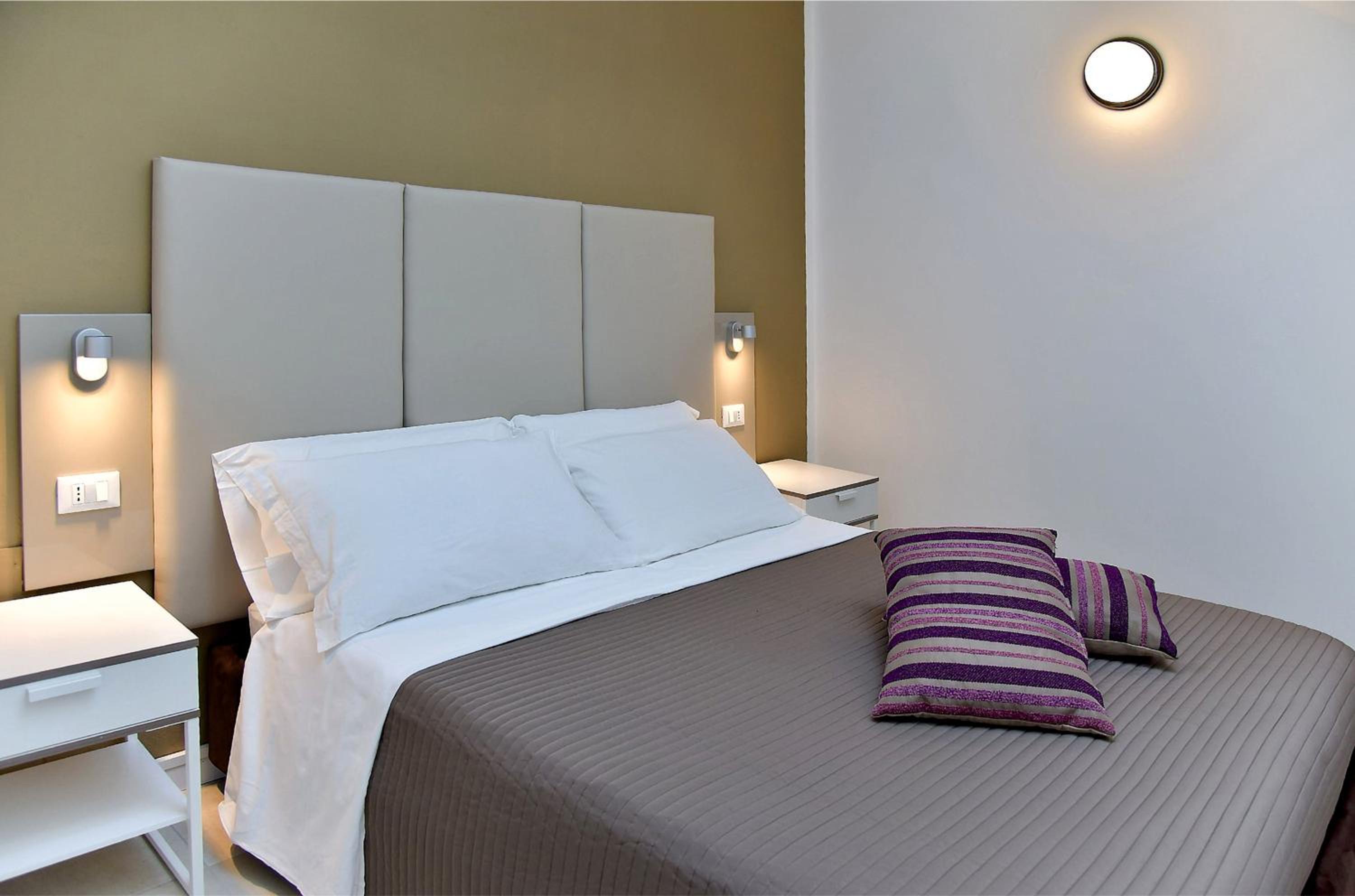 Two-Bedroom Apartment - Lotus - Photo 1