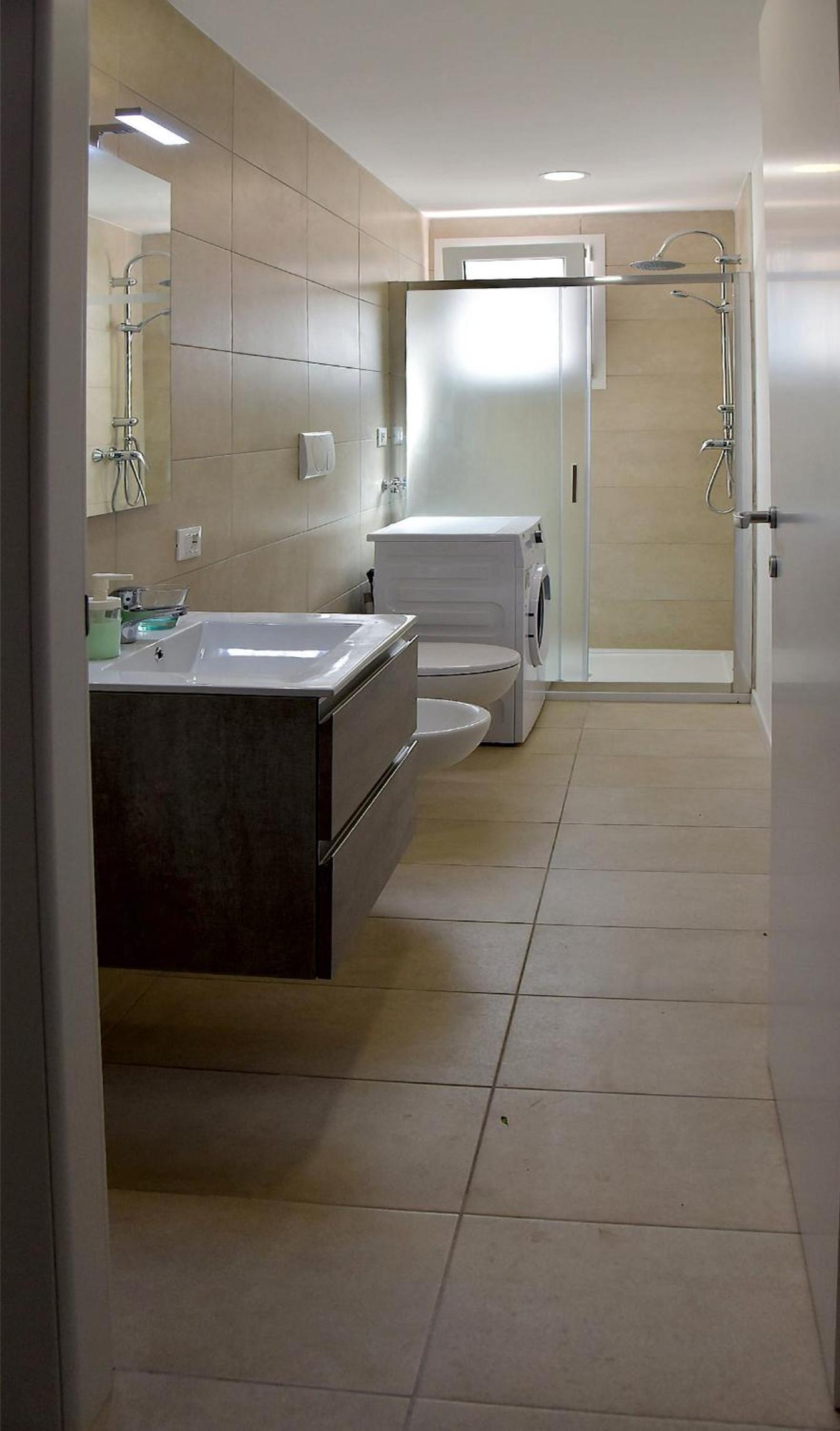 Two-Bedroom Apartment - Lotus - Photo 13