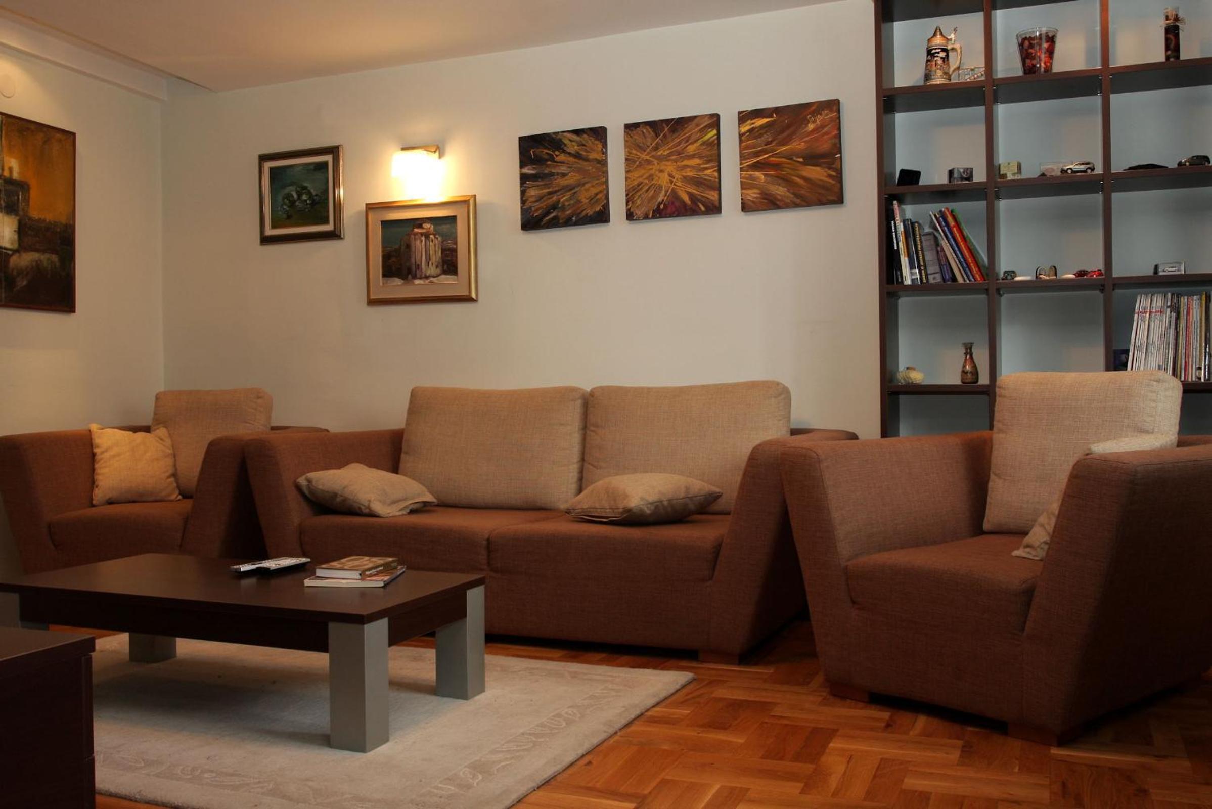 One-Bedroom Apartment - 16a Filipovićeva Street