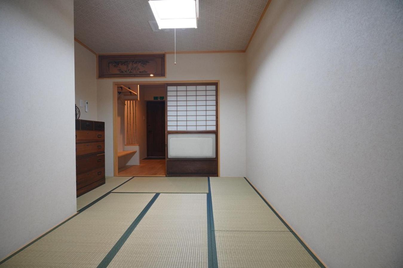 Triple Room with Private Bathroom - Photo 5