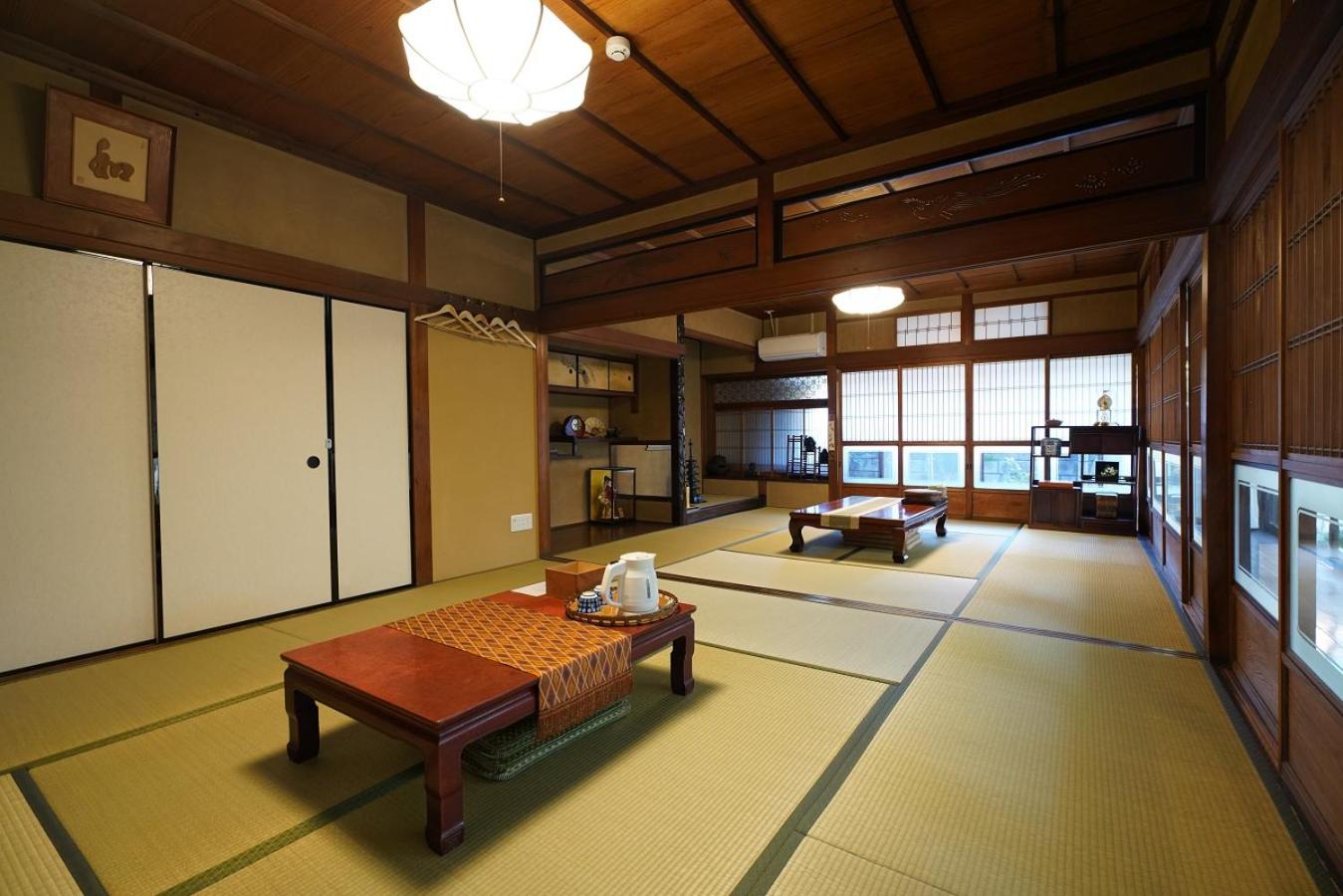 Executive Suite - Photo 4