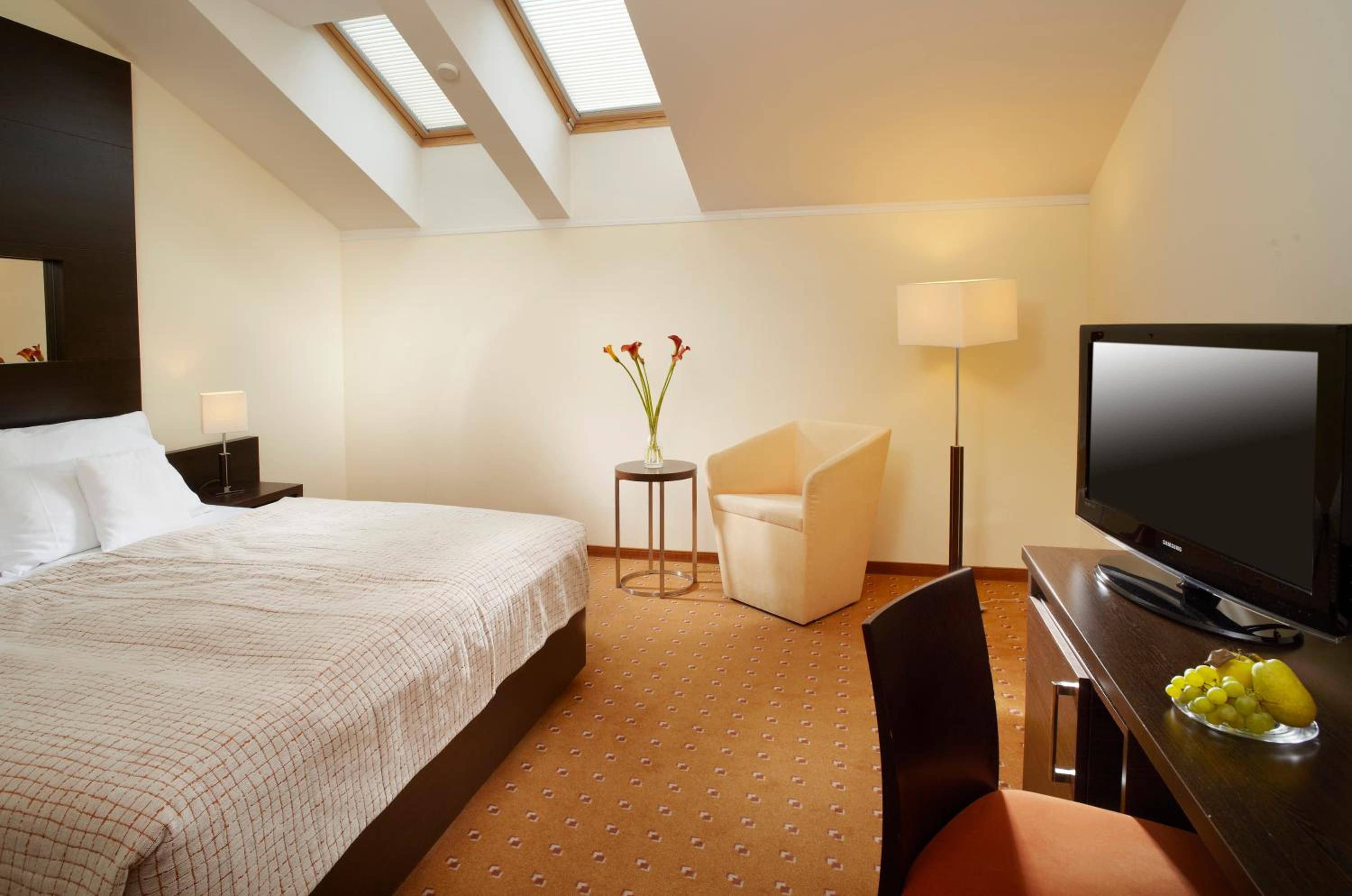 Available room