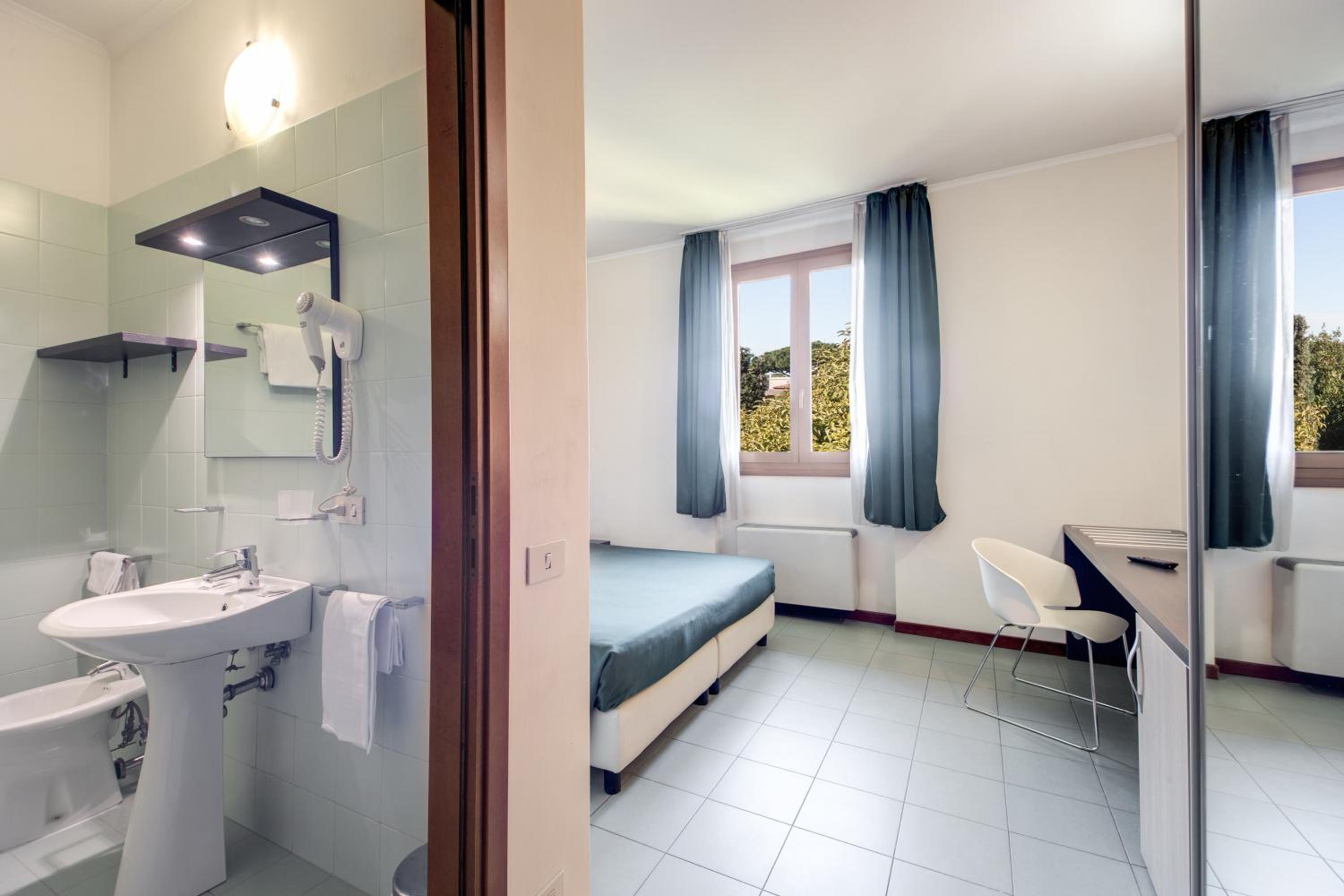 Quadruple Room photo 2
