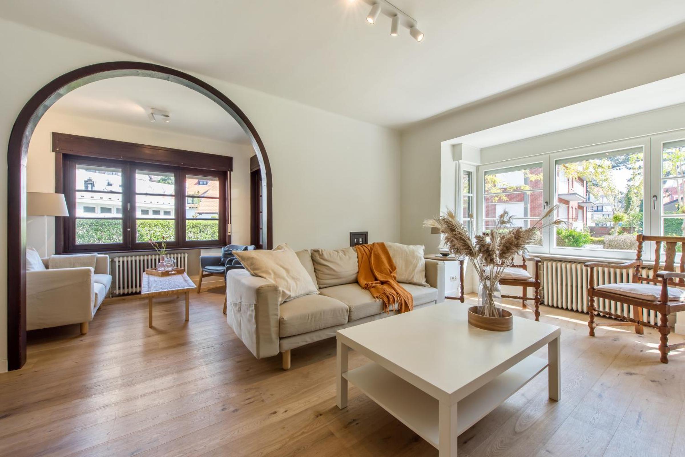 Villa photo 1