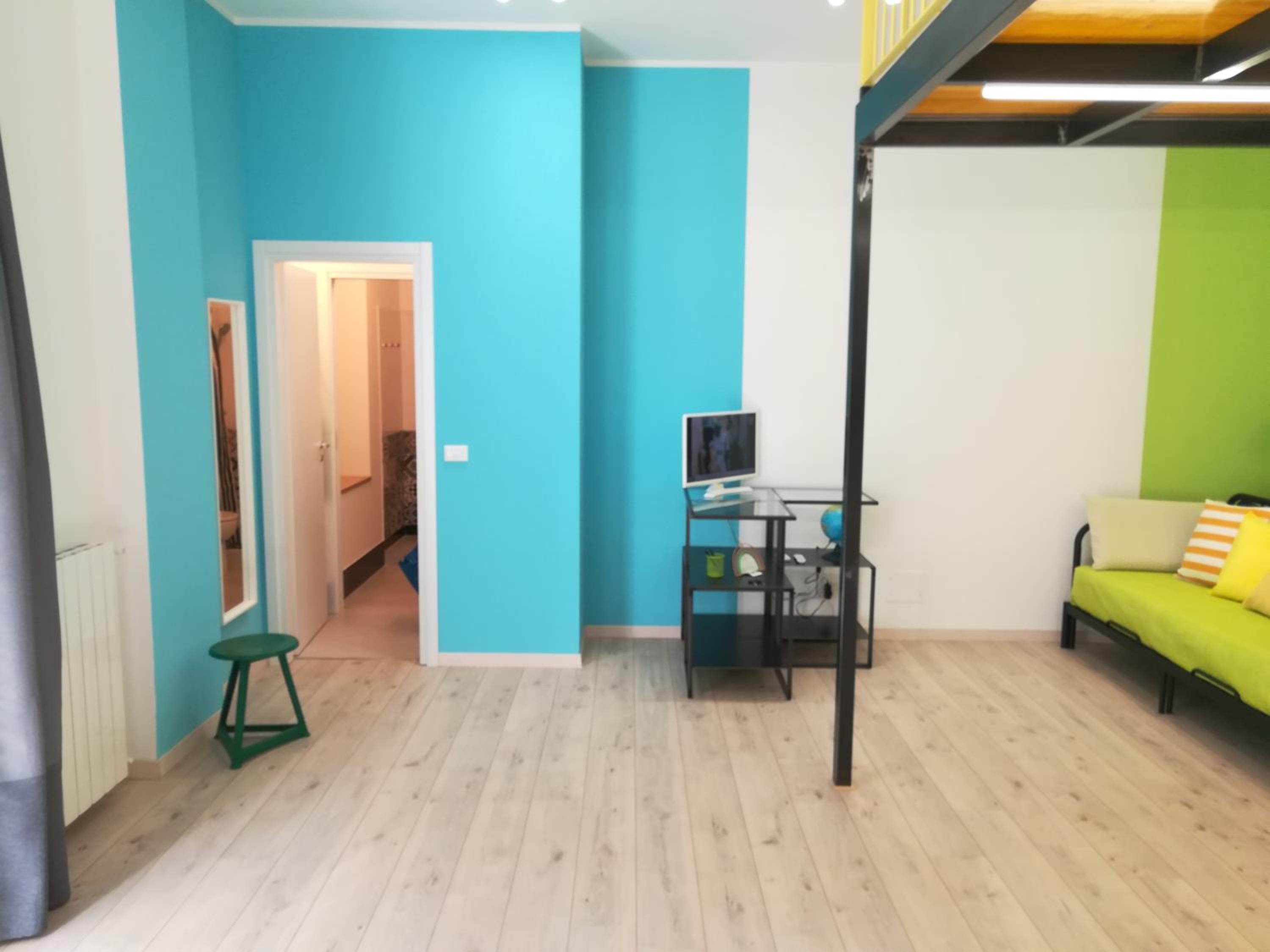 Loft - Photo 17