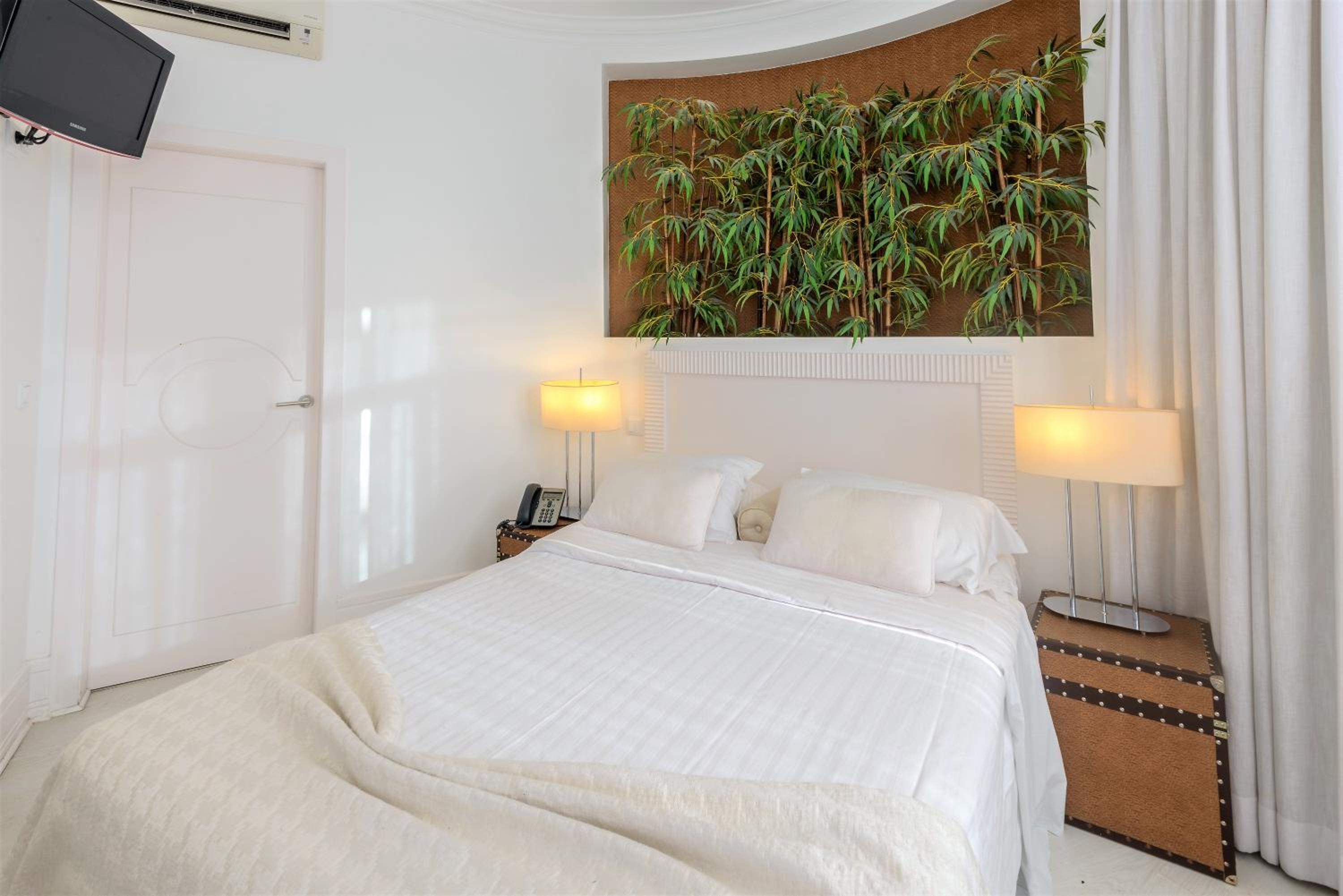 Standard Double Room - Photo 6