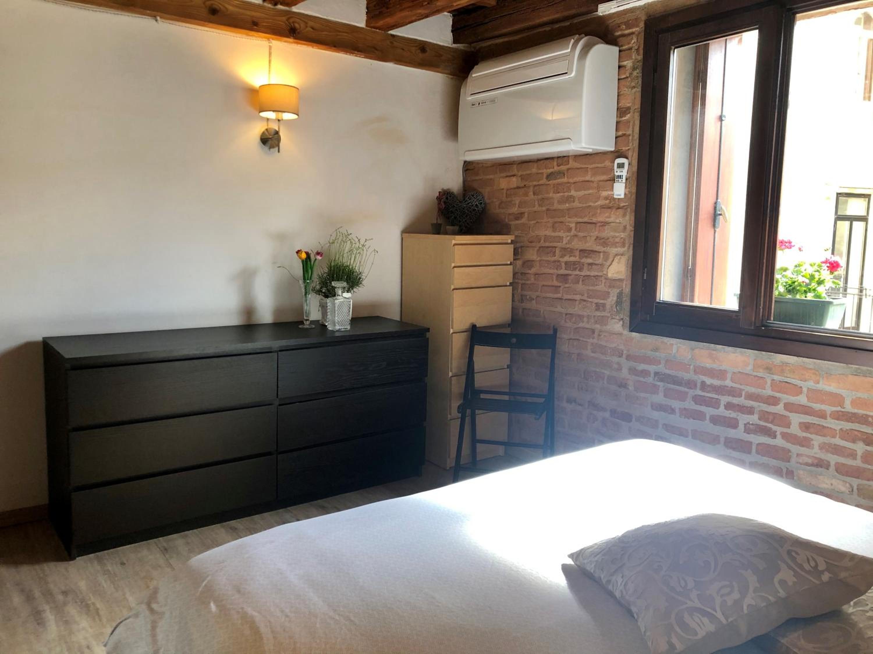 Apartment - Photo 9