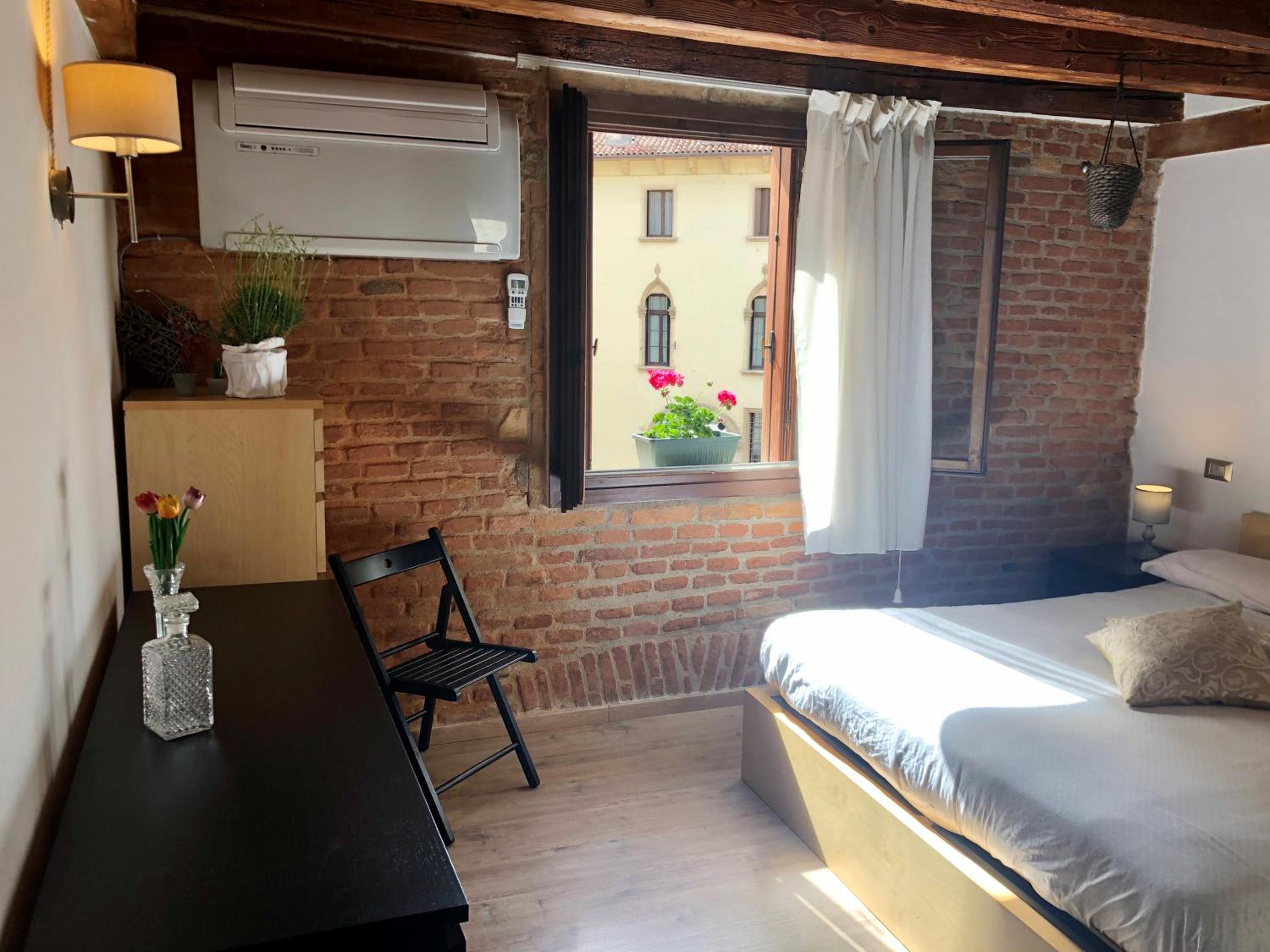 Apartment - Photo 26