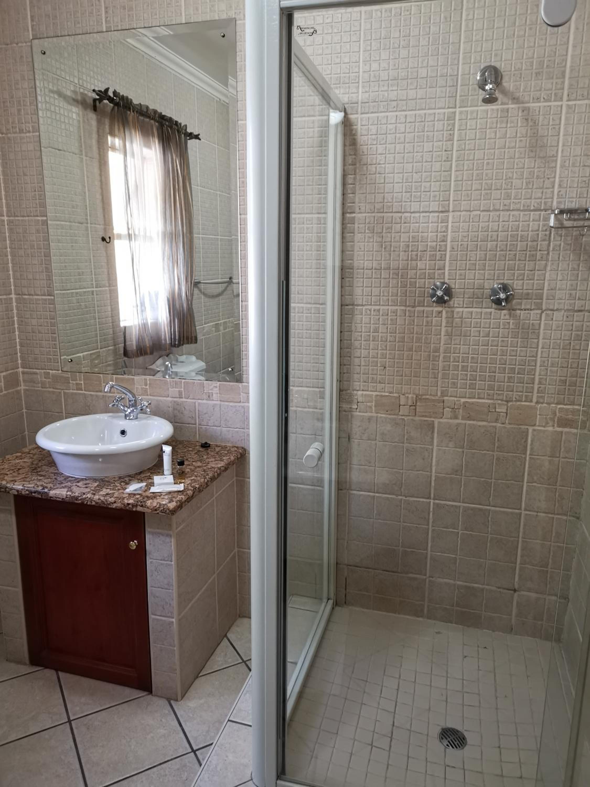 Deluxe Double Room - Photo 4