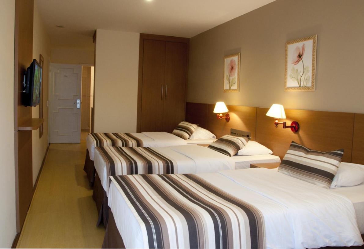 Suite (3 Adults) - Photo 3