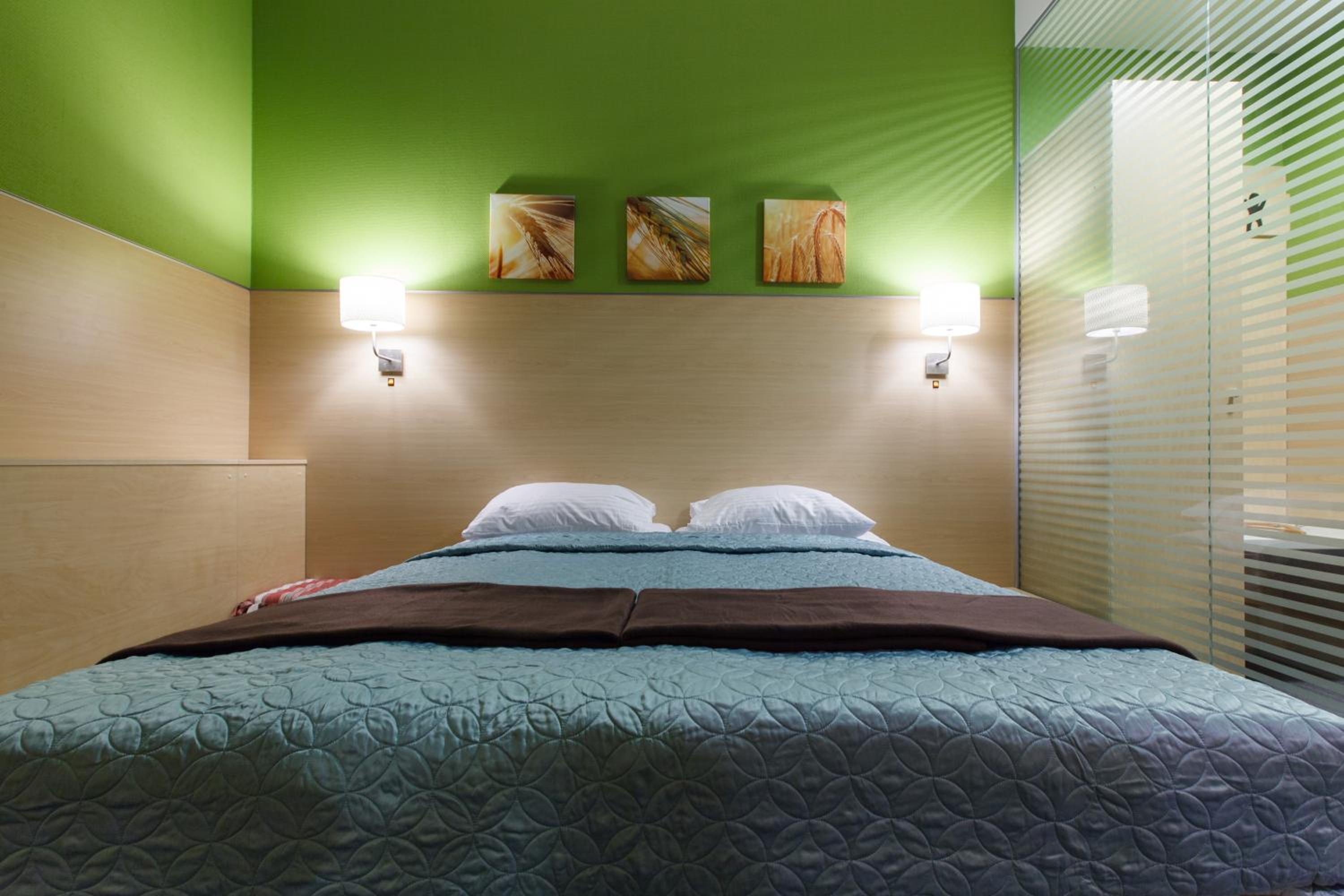 Standard Double or Twin Room photo 1