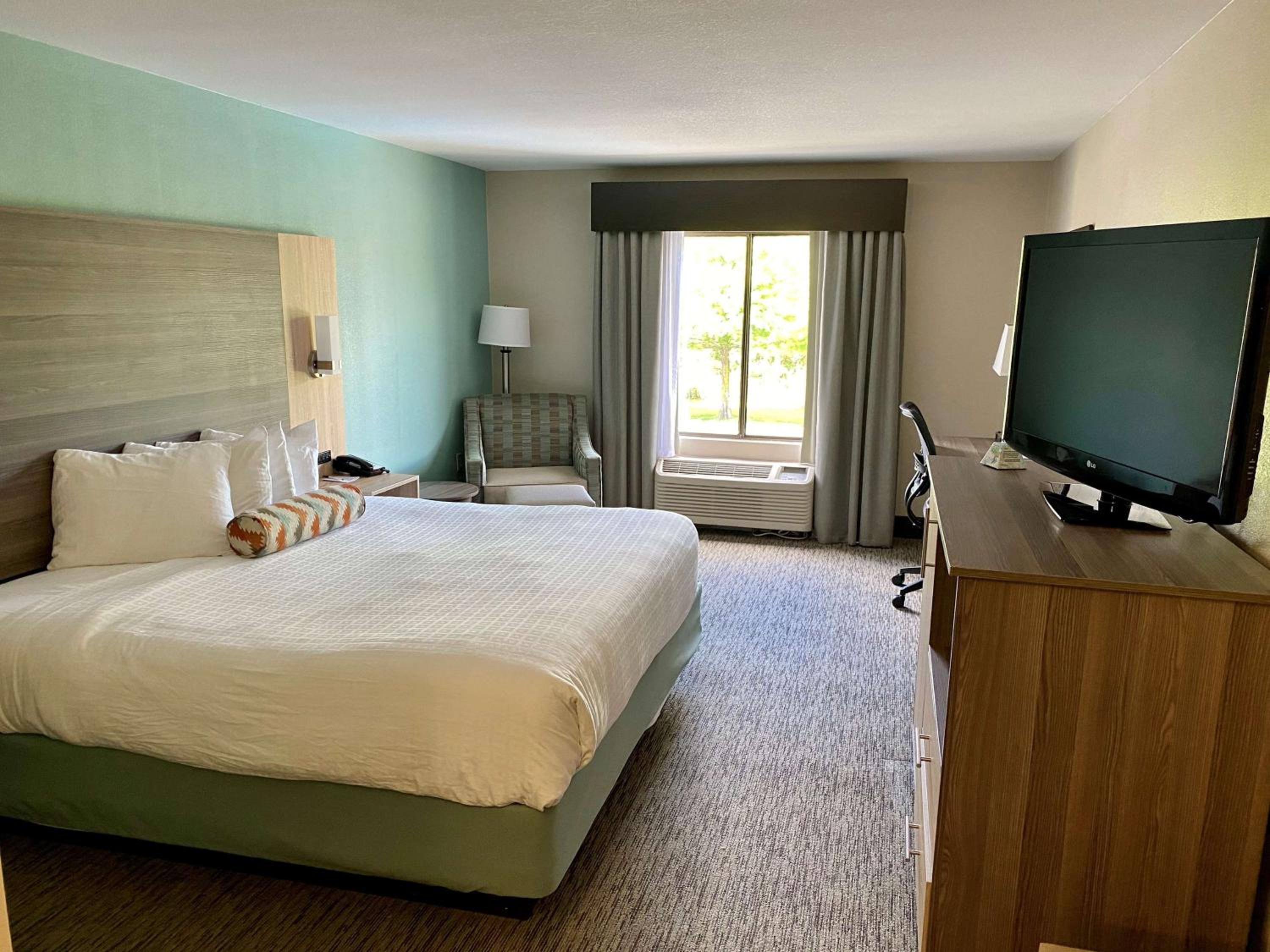 King Room - Non-Smoking - Photo 1