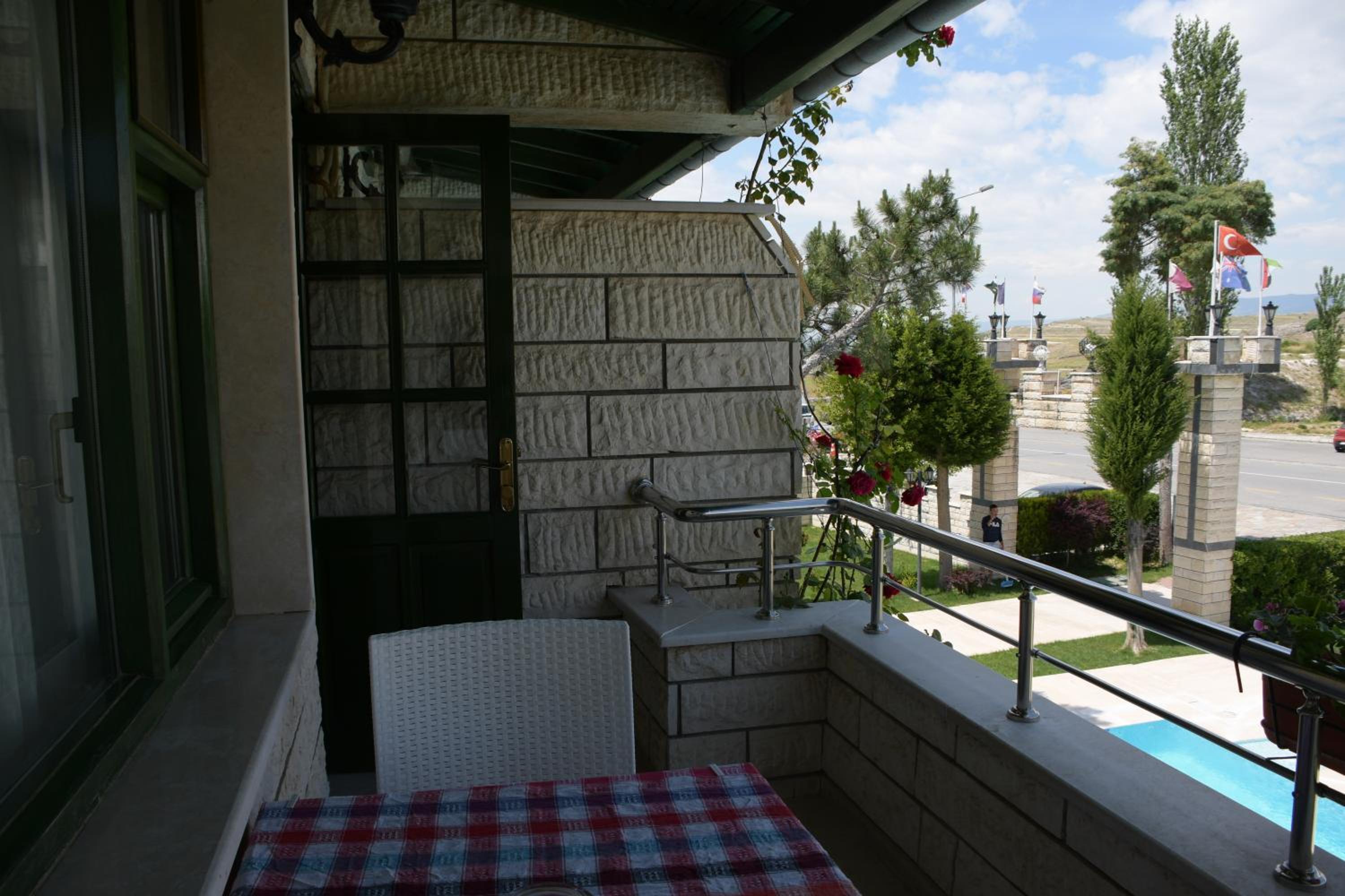 Triple Room with Pamukkale View - Photo 8
