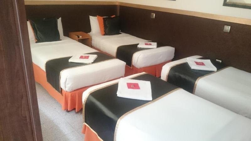 Habitación #27710821