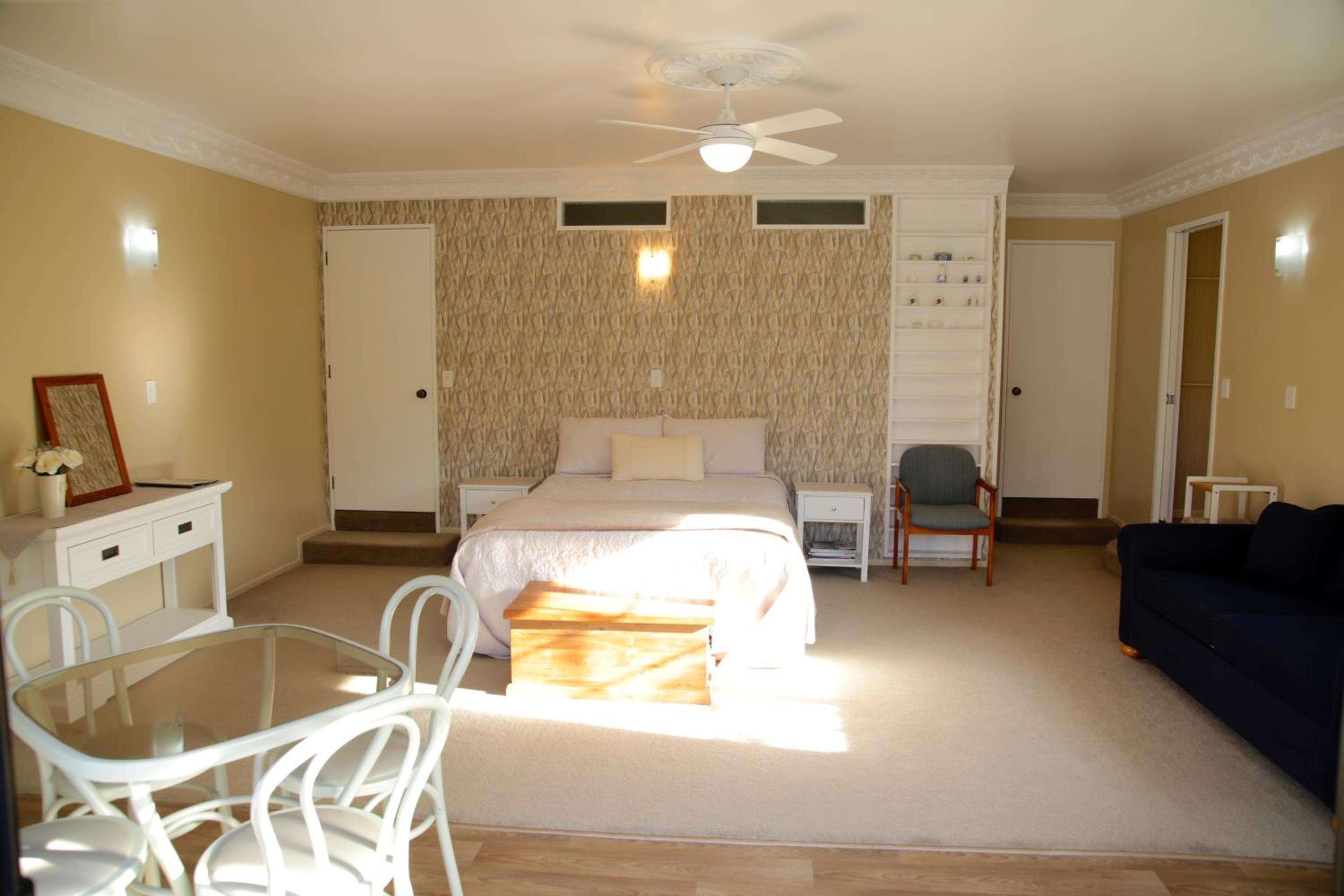 Superior Queen Room photo 1