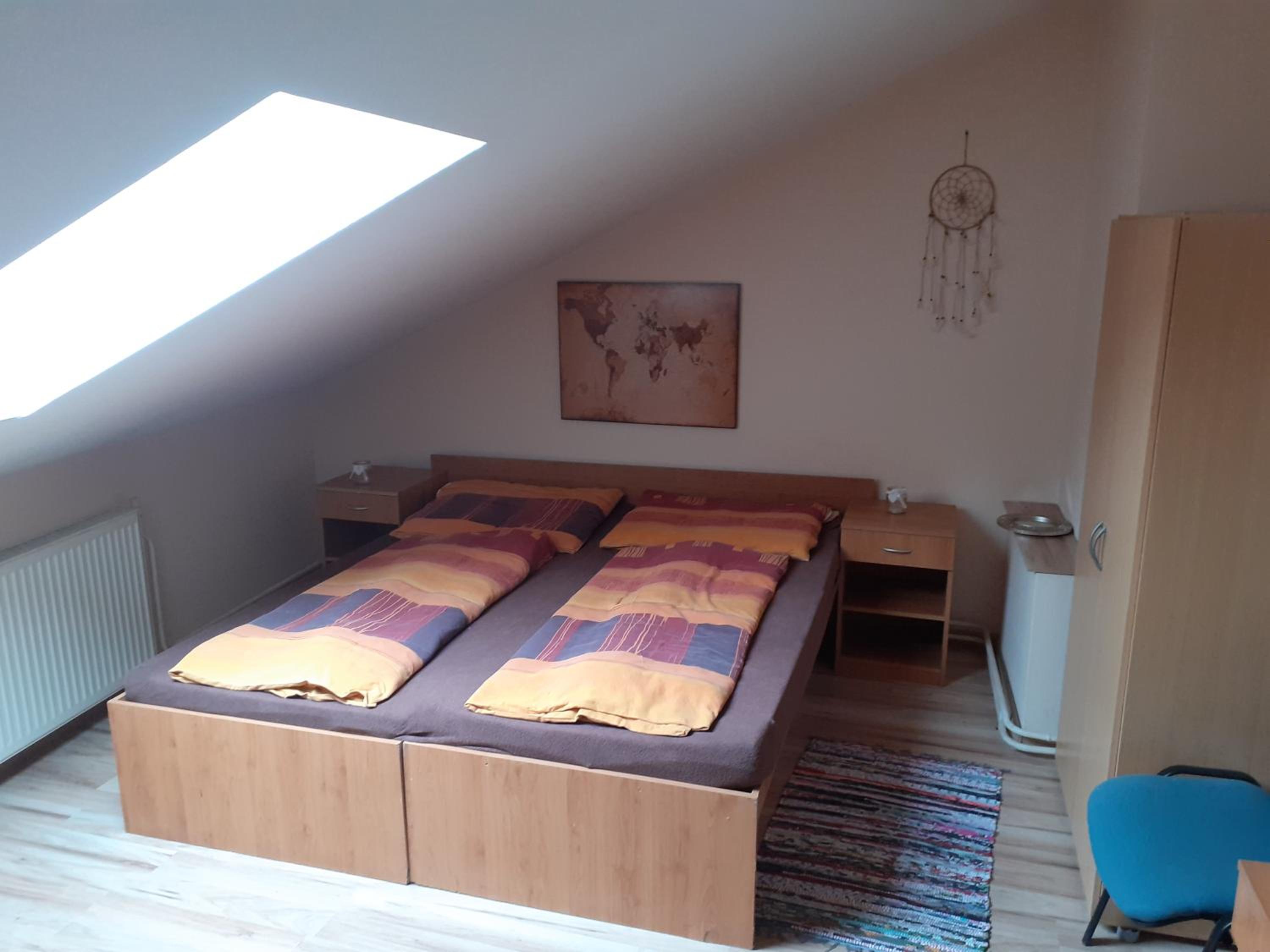 Economy Triple Room with Shared Bathroom