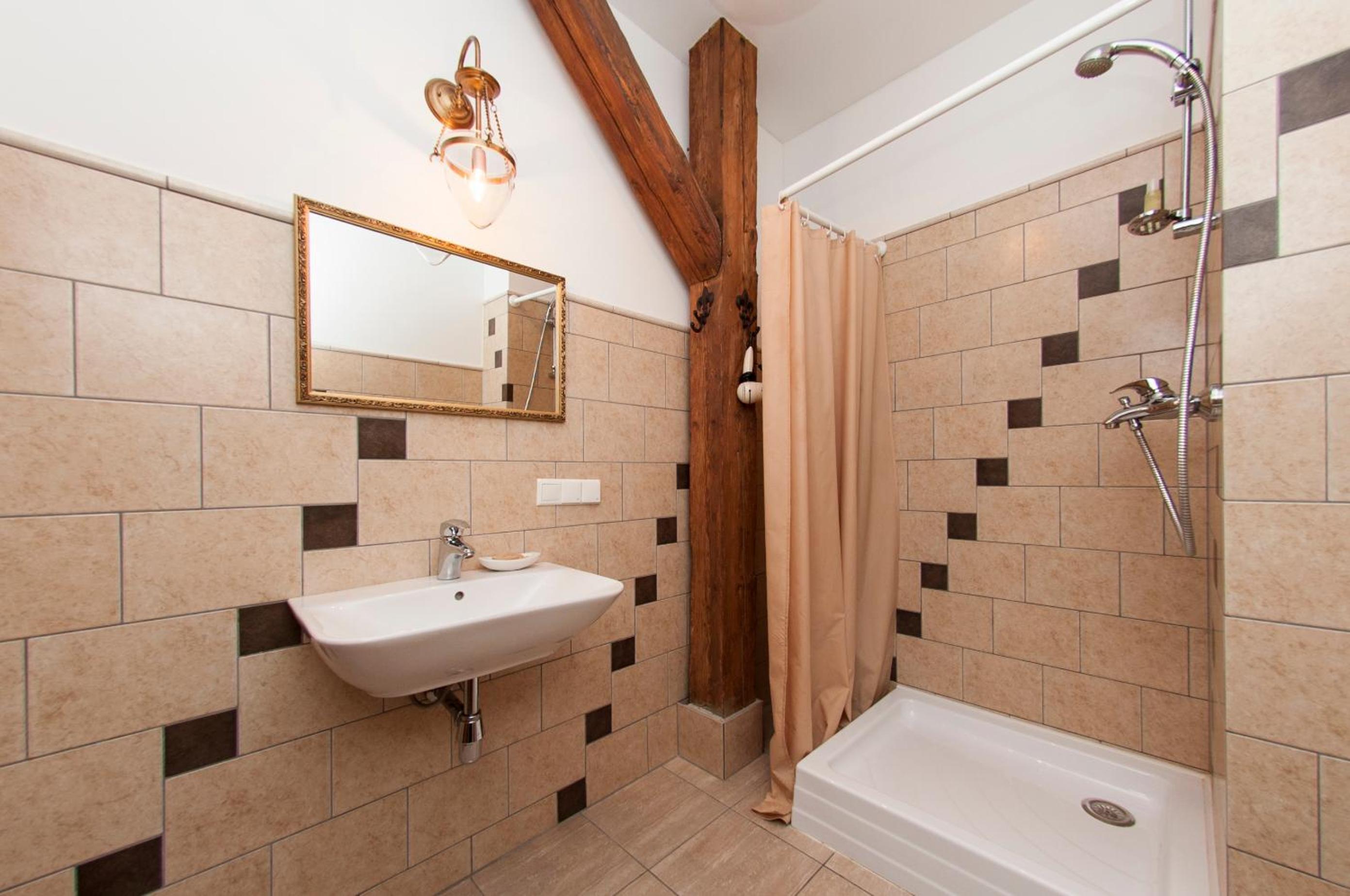 Budget Double Room photo 2