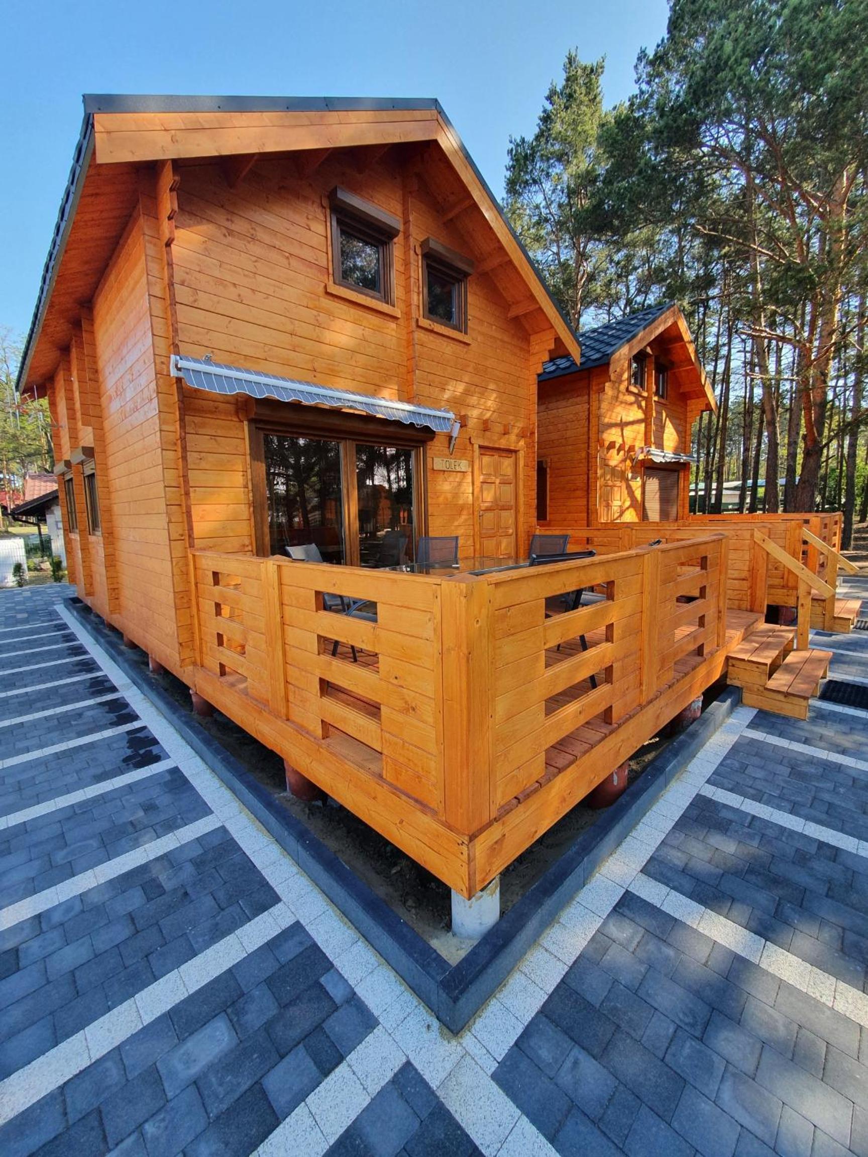 Three-Bedroom House photo 3