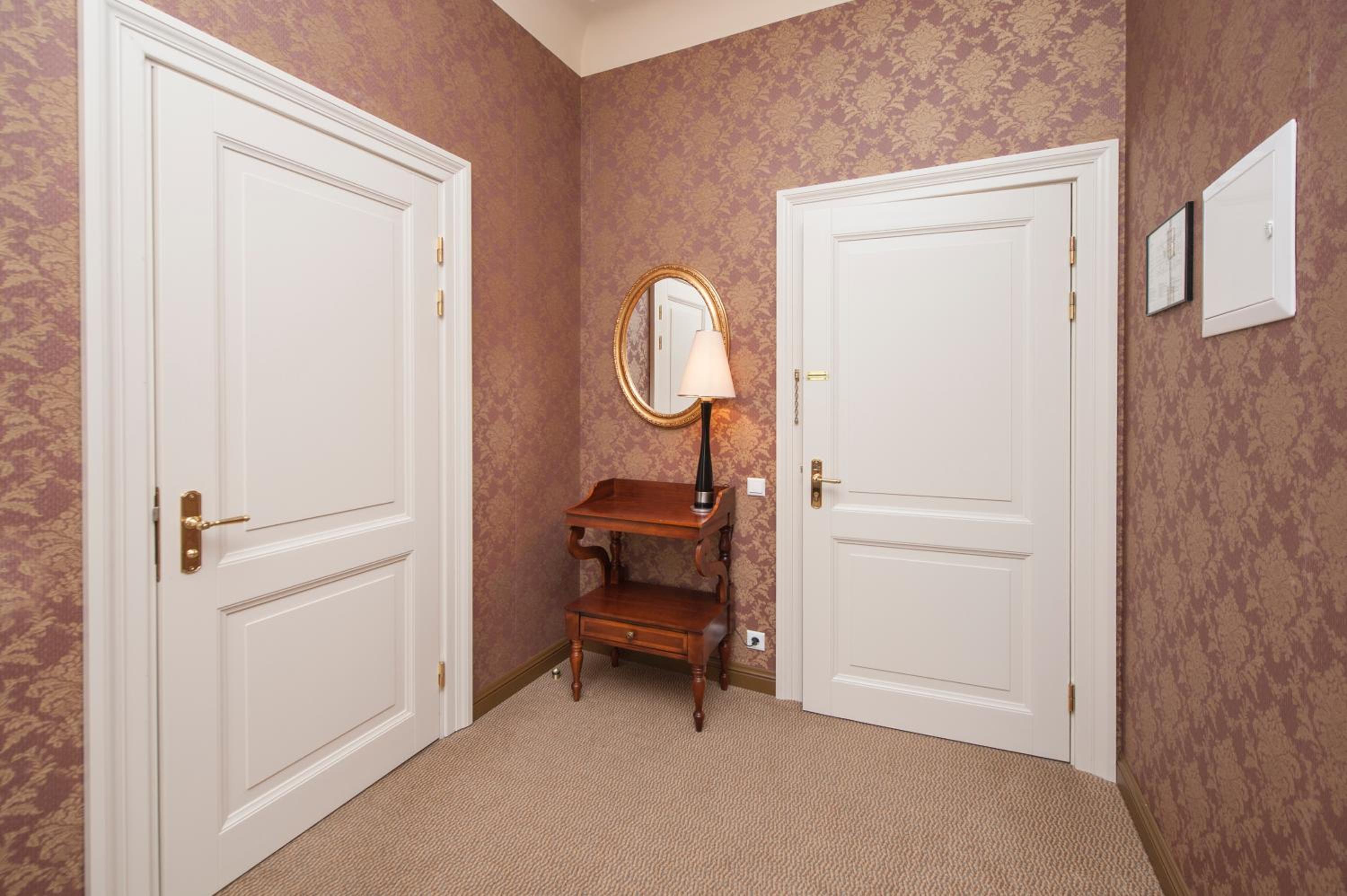 Basic Double Room photo 3