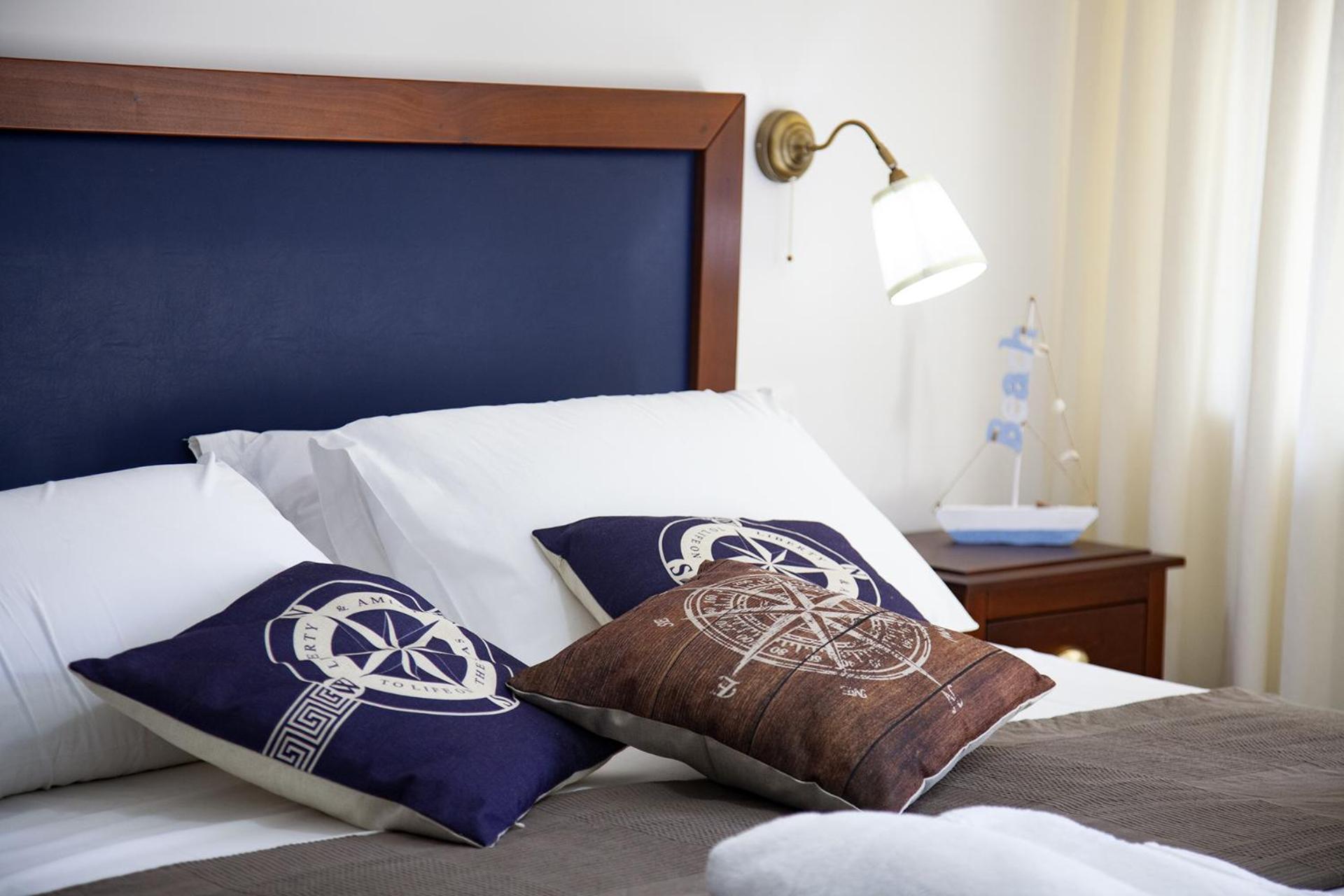 One-Bedroom Suite with City View
