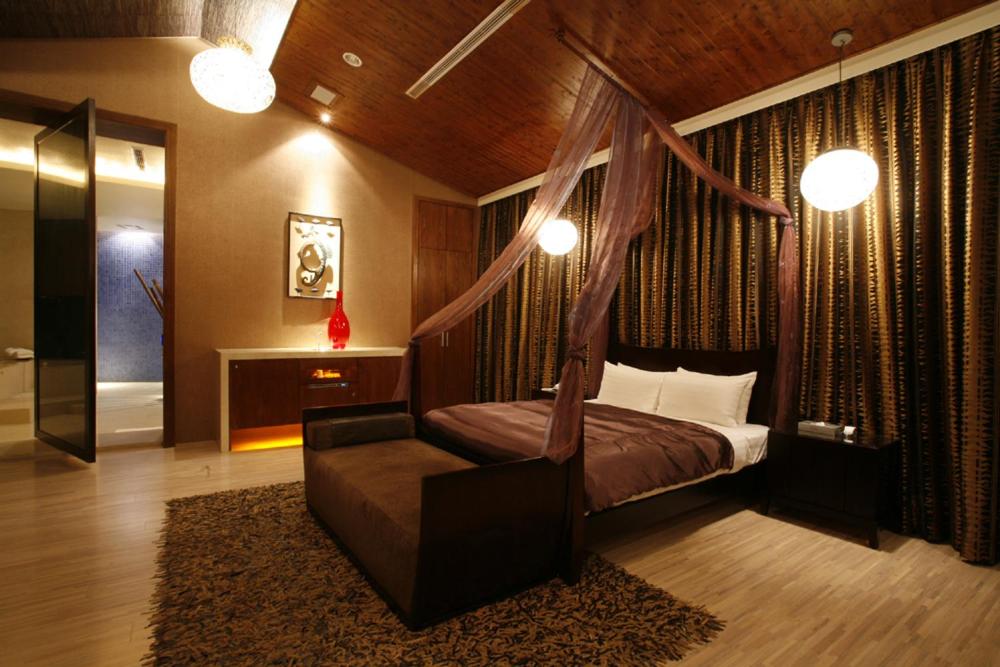 Premium Double Room with Spa Bath