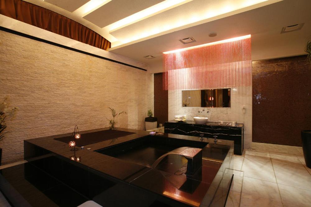 Deluxe Double Room with Spa Bath (Check-in after 20:00) - Photo 5