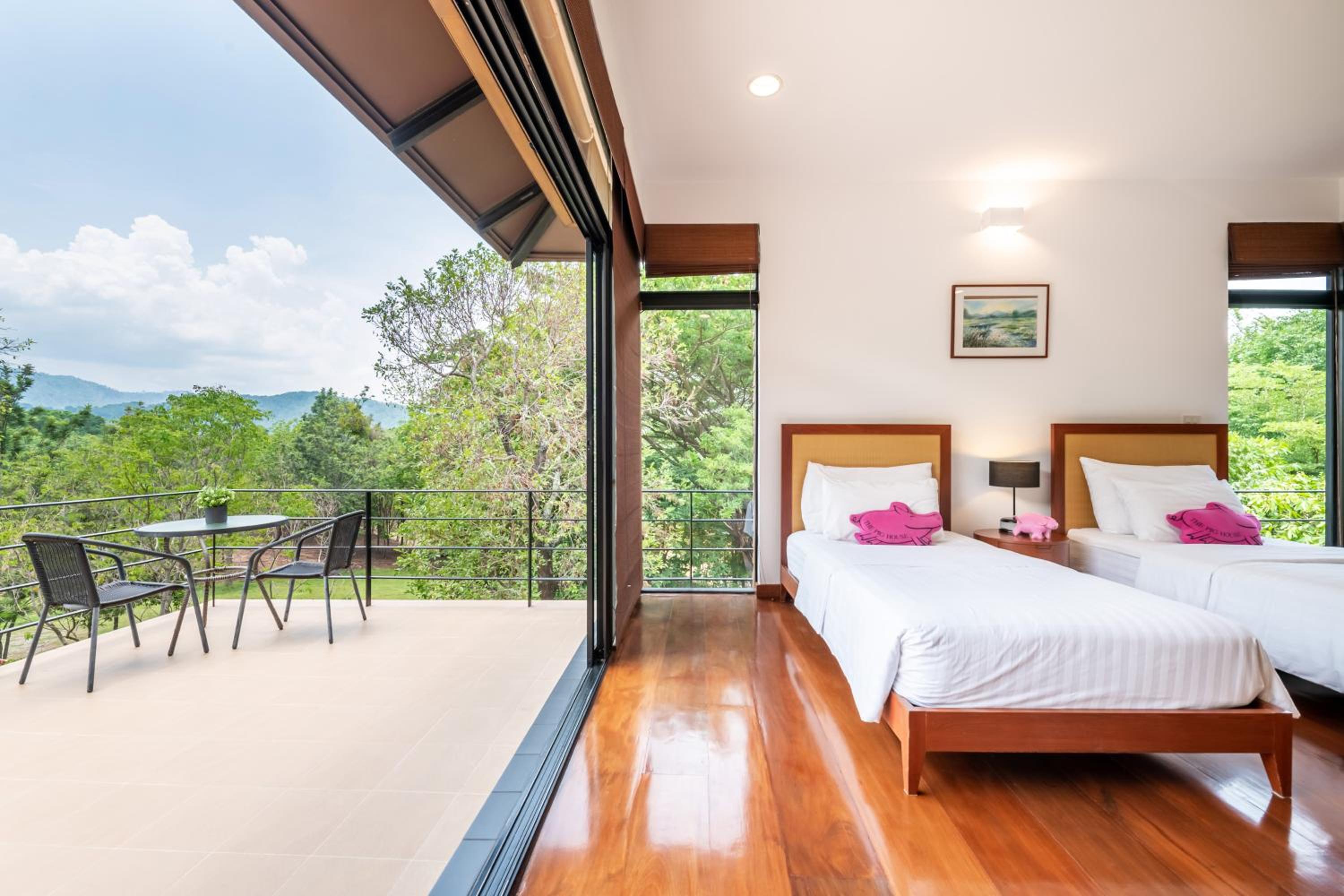 Twin Room with Mountain View - Photo 5