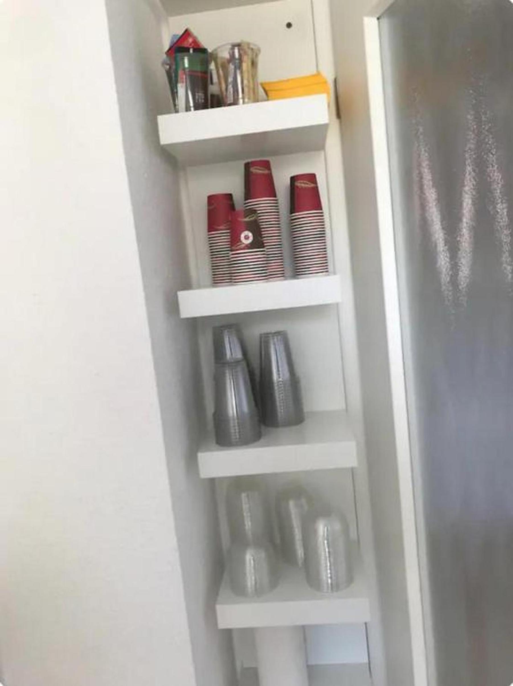 Standard Twin Room - Photo 9