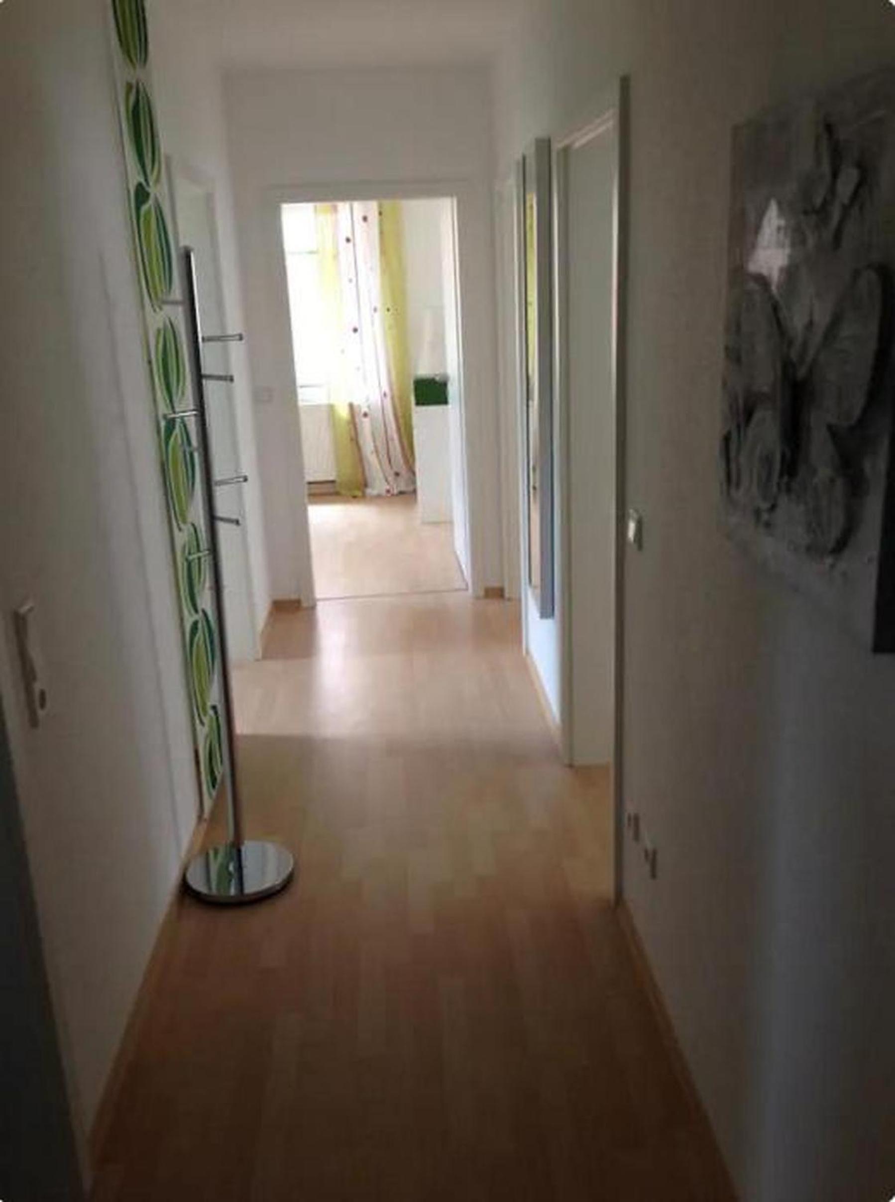 Standard Twin Room - Photo 7