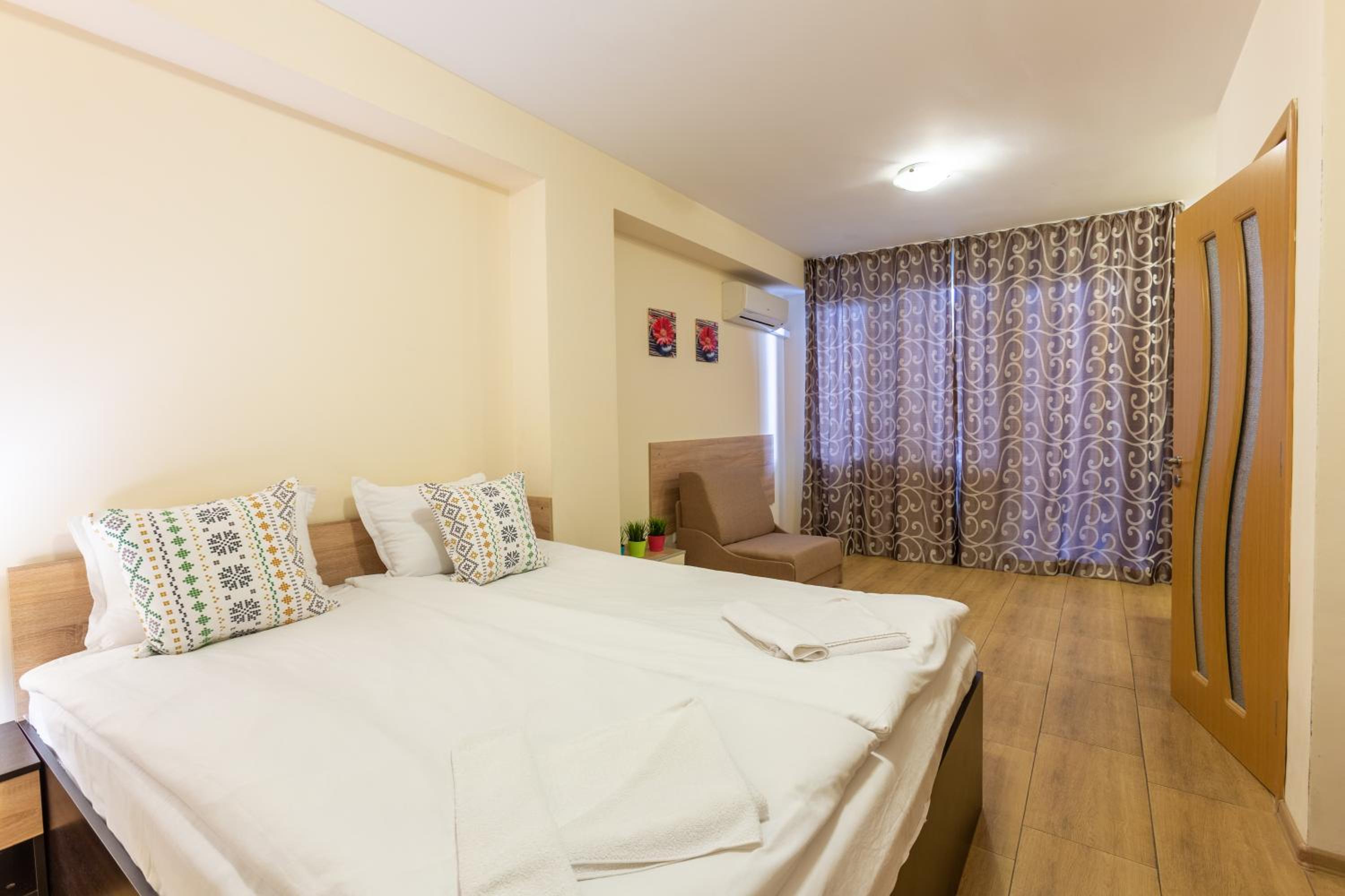 Double Room with Patio photo 2