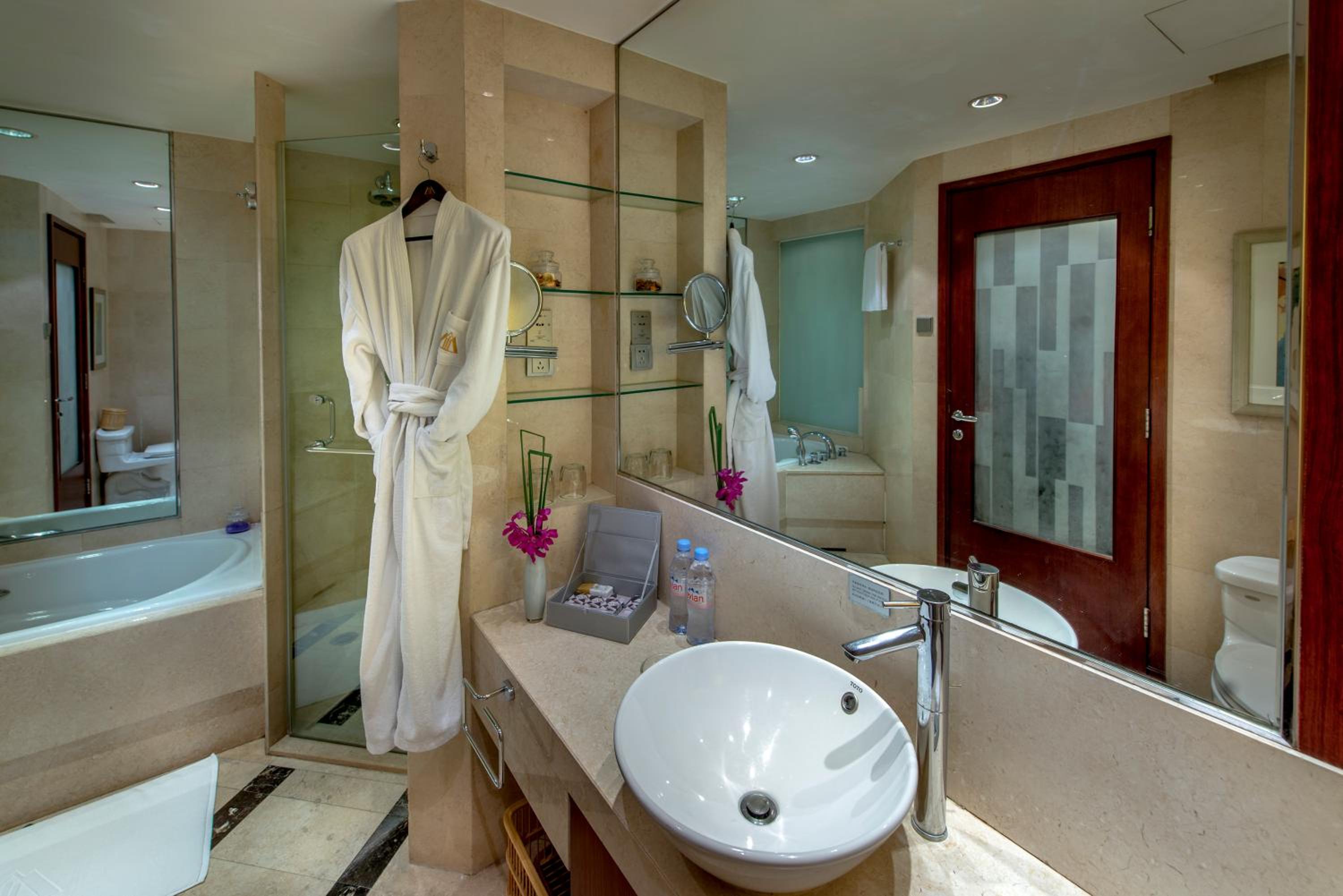 Standard Twin Room photo 3