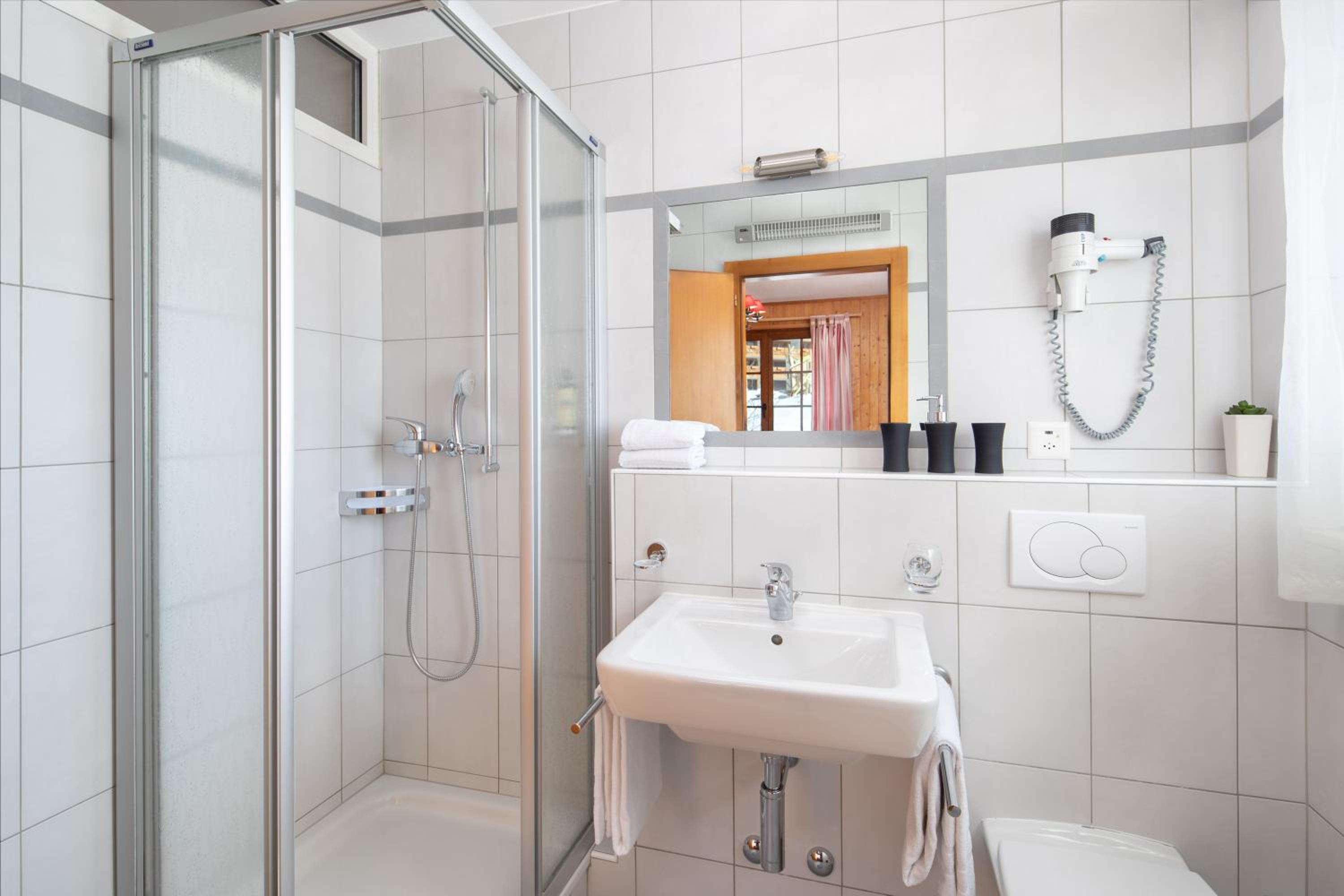 Double Room - Photo 2