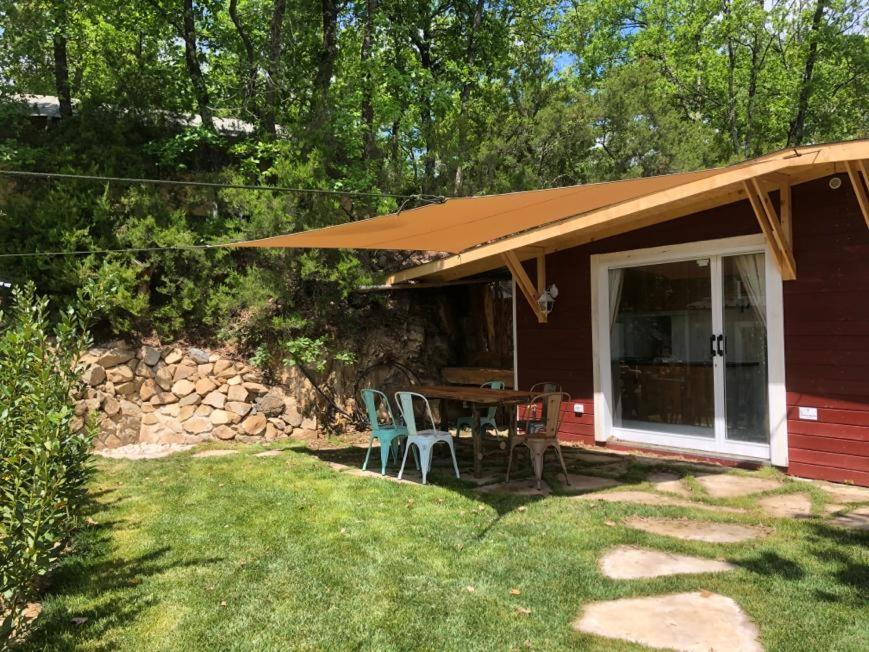 Mobile Home photo 2