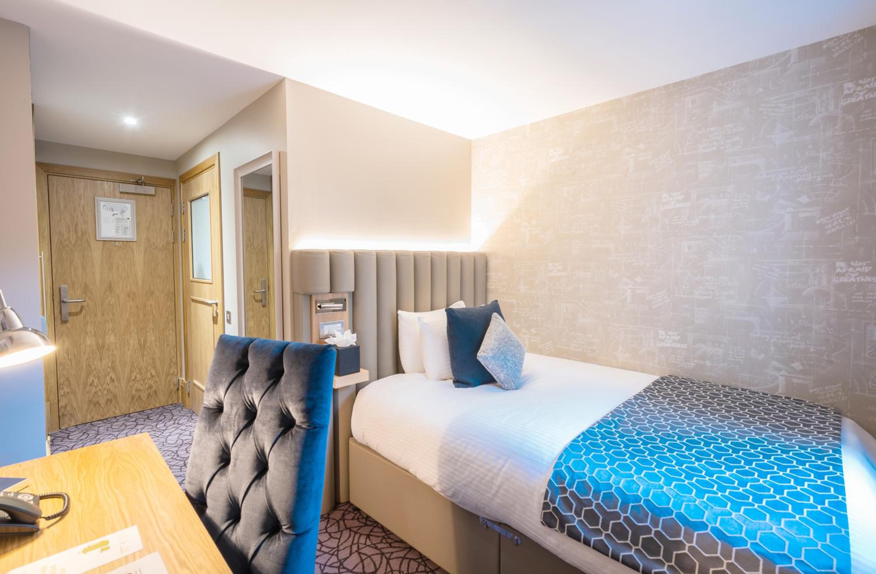 Deluxe Single Room - Photo 5