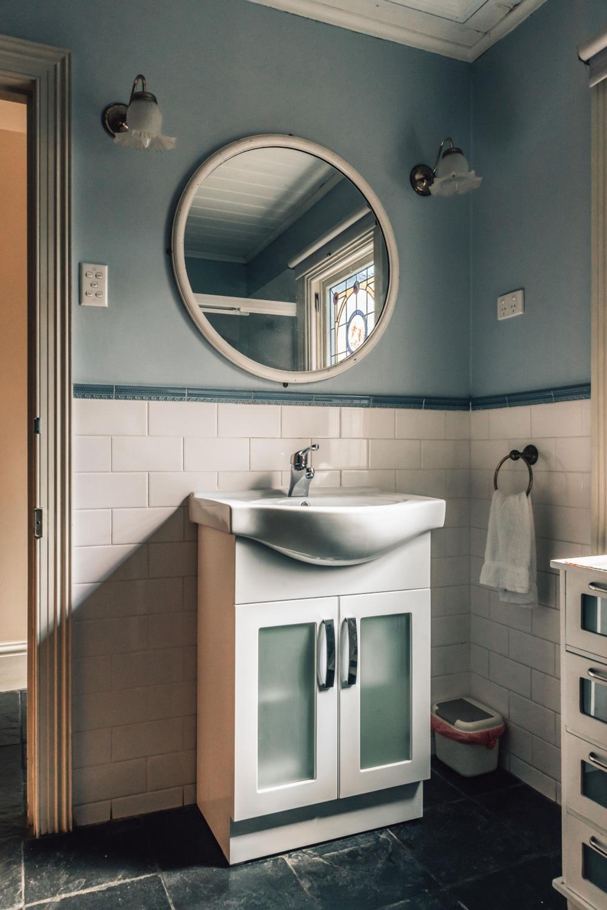 King Or Twin Suite - Emerald photo 2