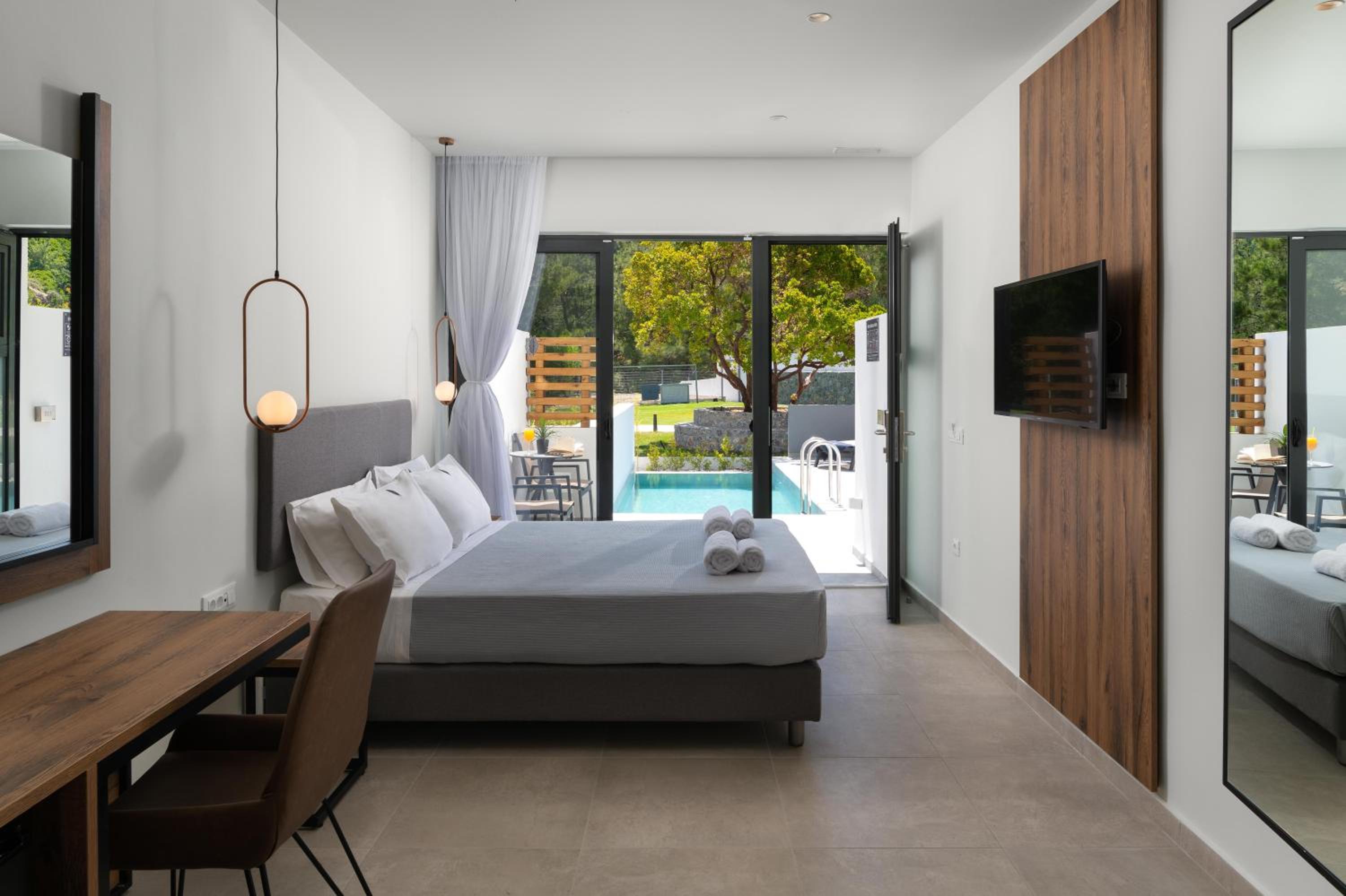 Suite with Private Pool