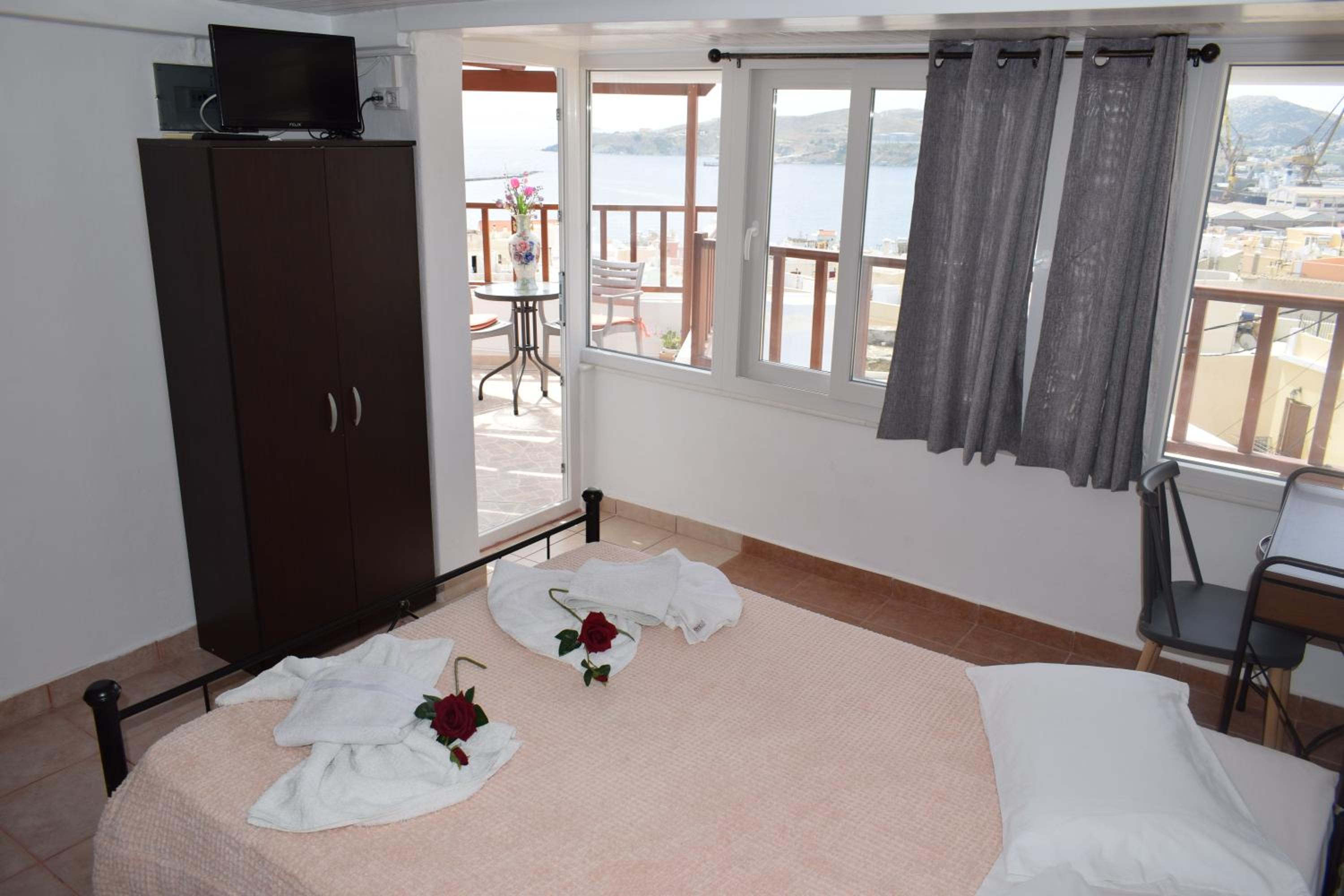 Double Room with Balcony and Sea View