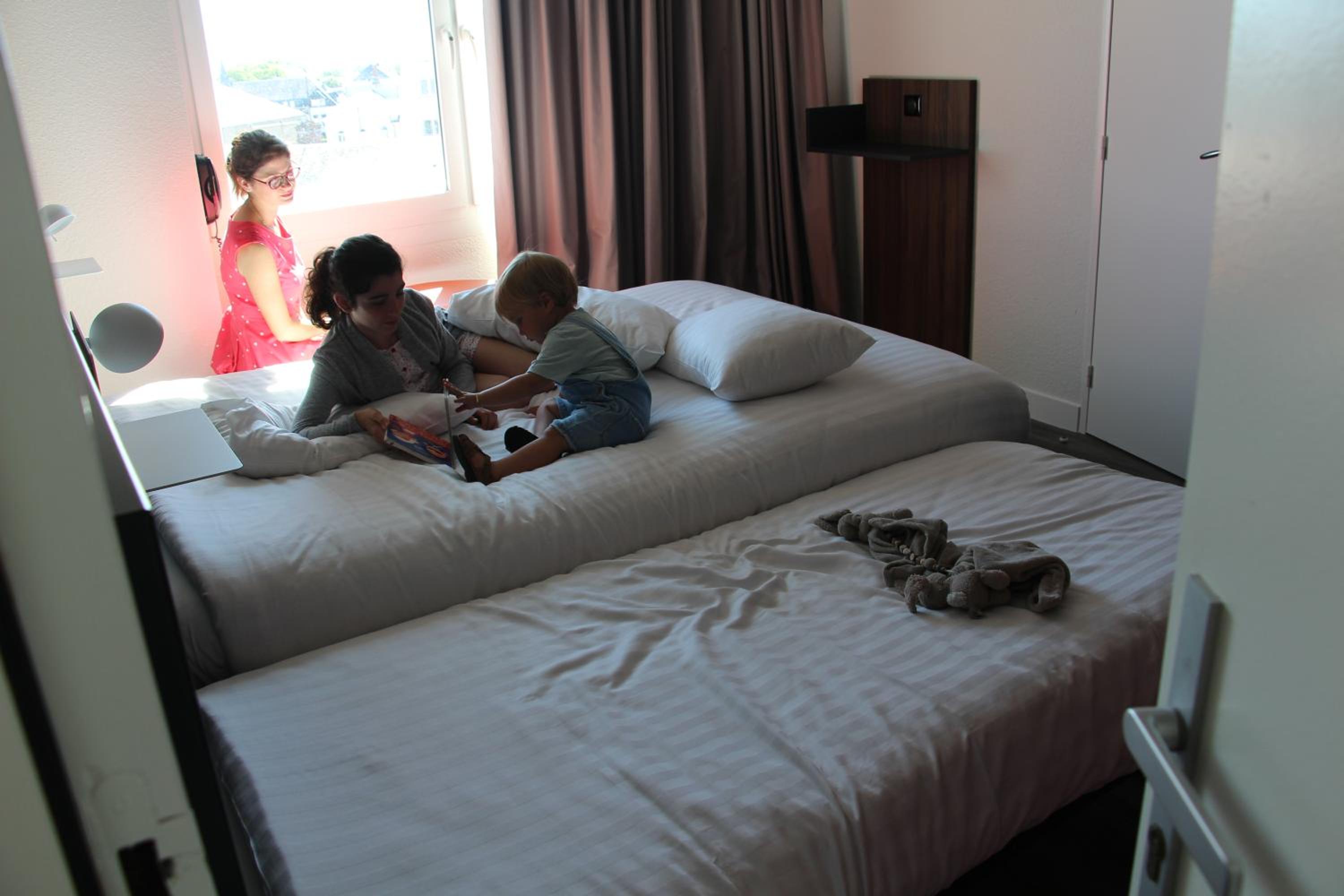 Family Room (6 Adults) - Photo 6