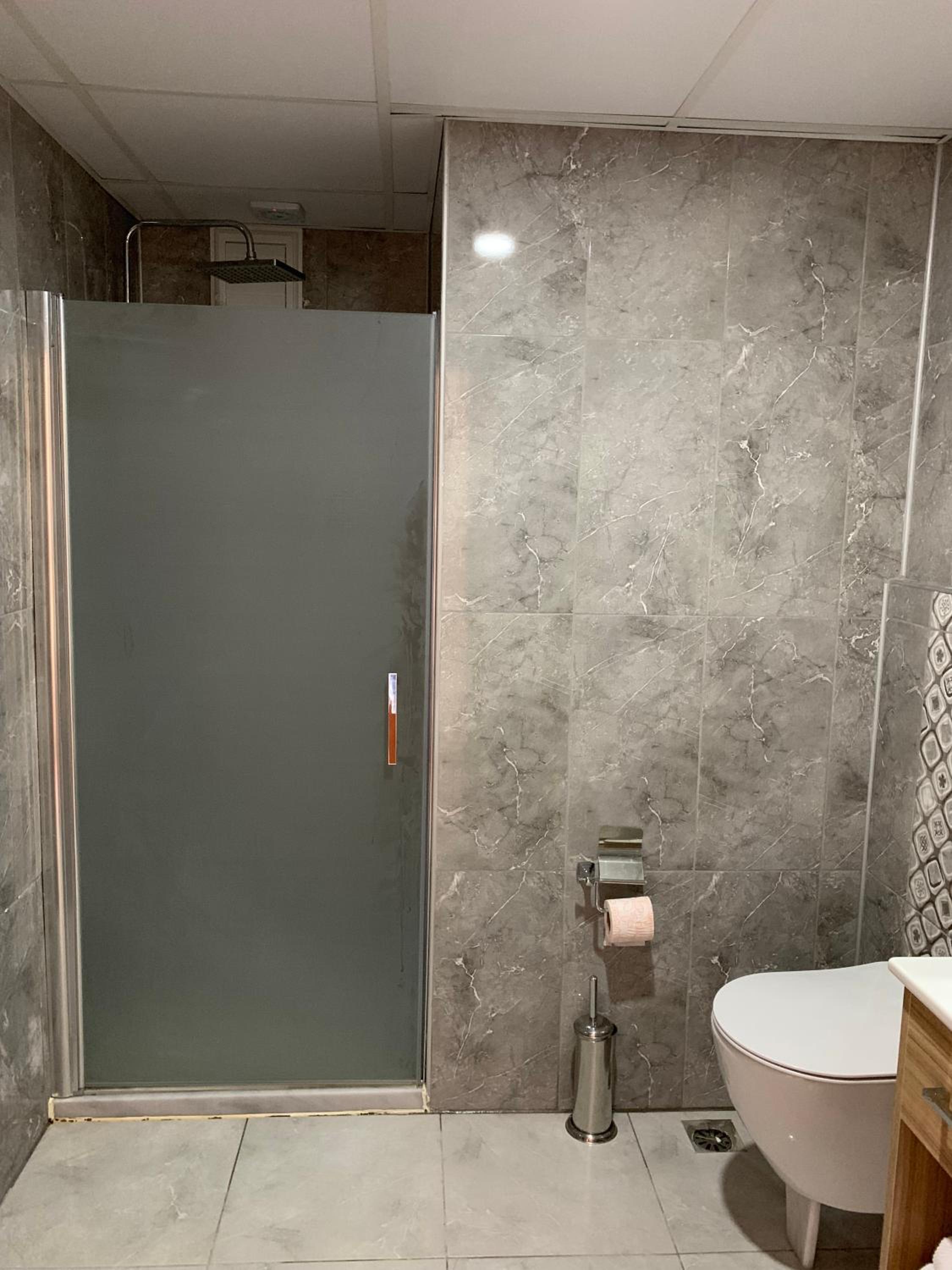 Standard Double Room - Photo 18