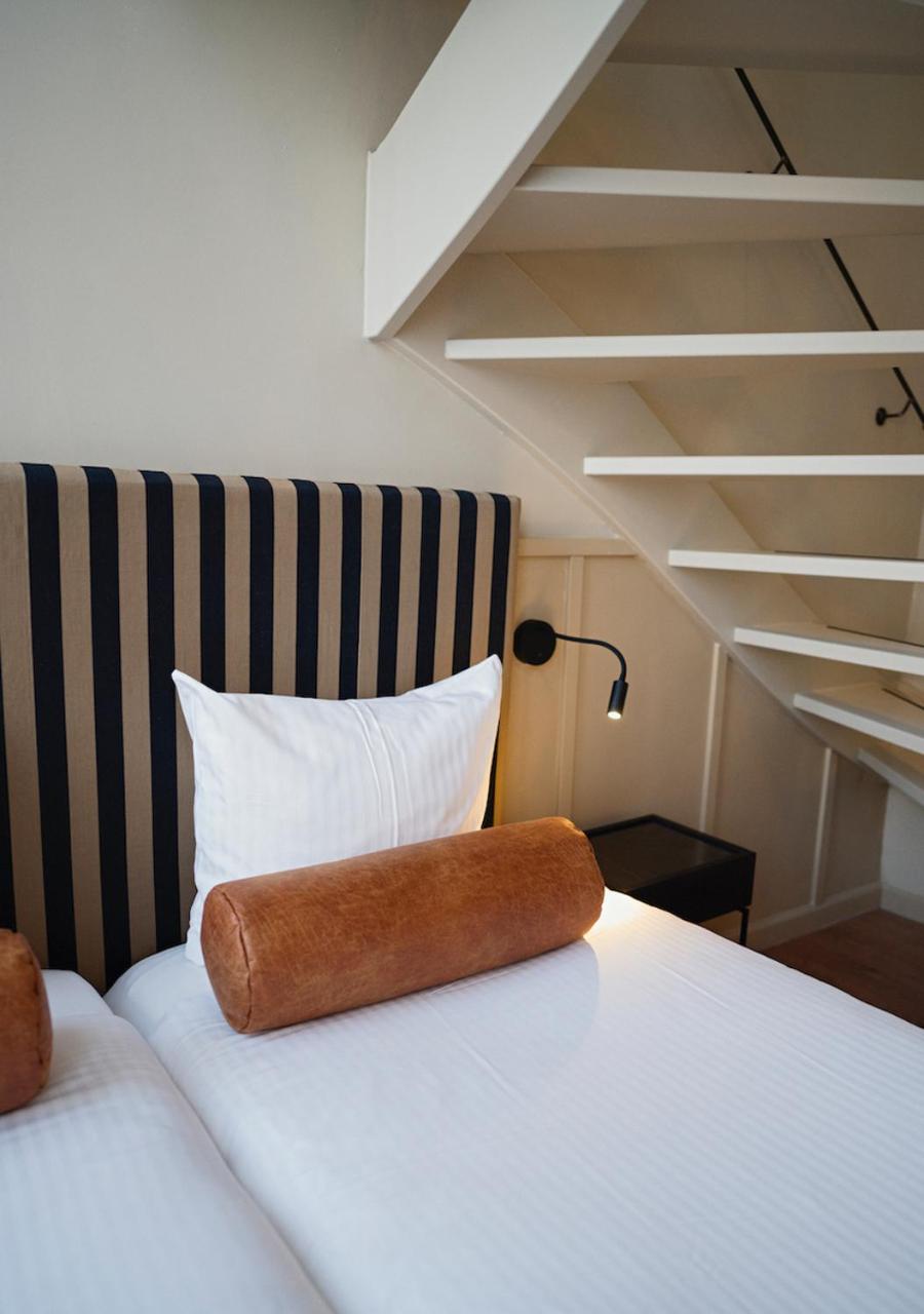 Deluxe Quadruple Room with Canal View